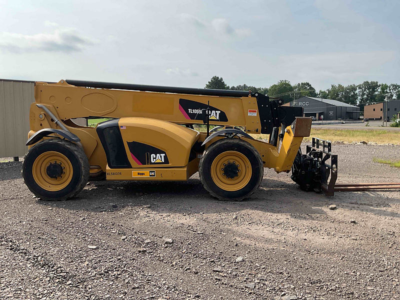 2018 CAT TL1055D
