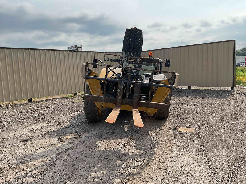2018 CAT TL1055D