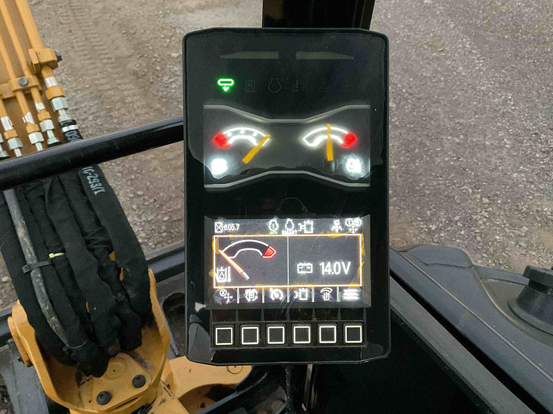 2023 CAT 302.707CR