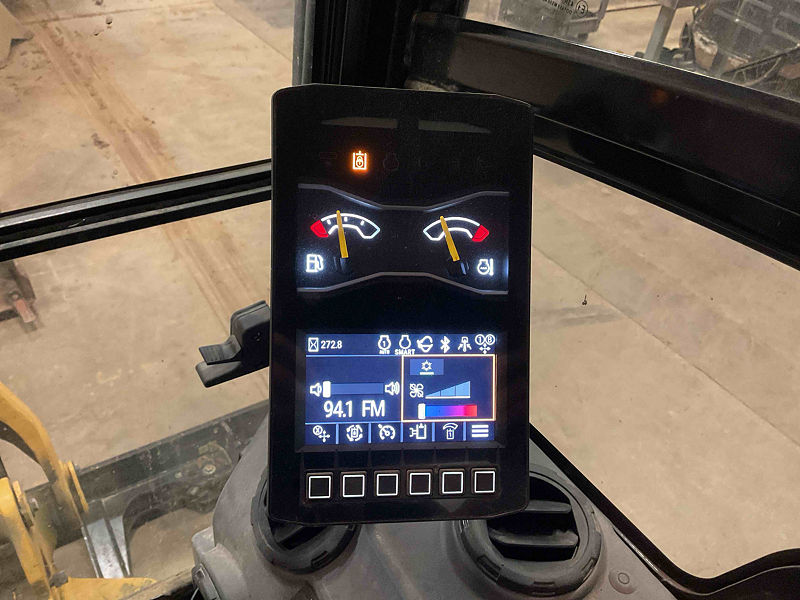 2022 CAT 30205CR