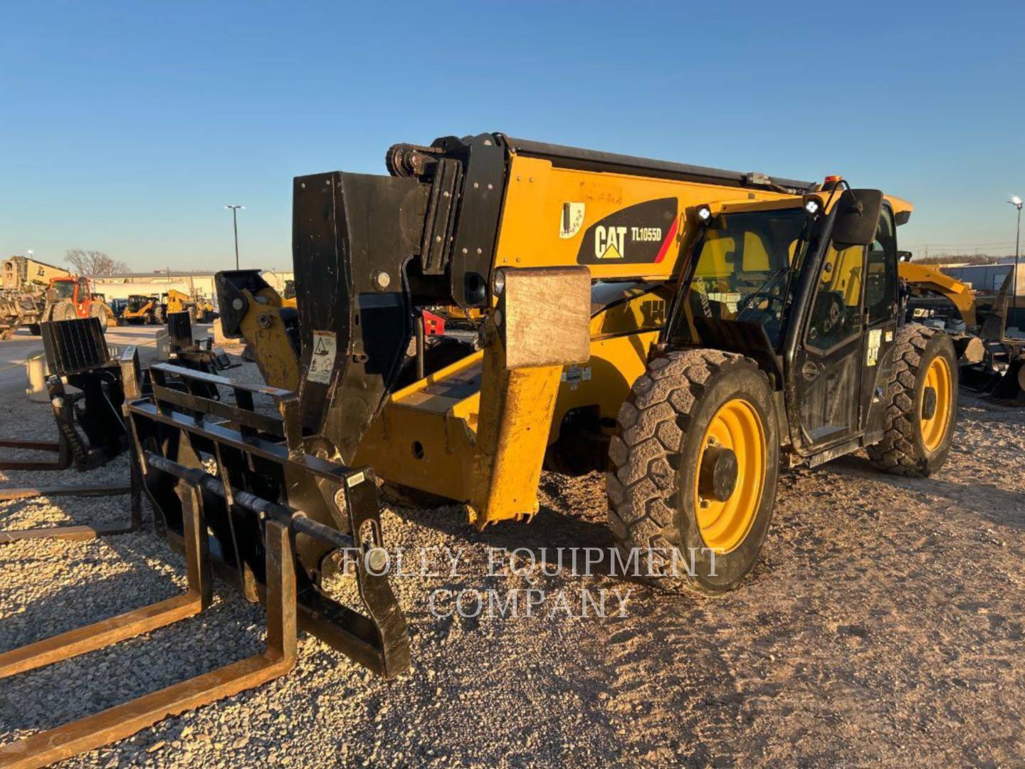 Cat TL1055DC