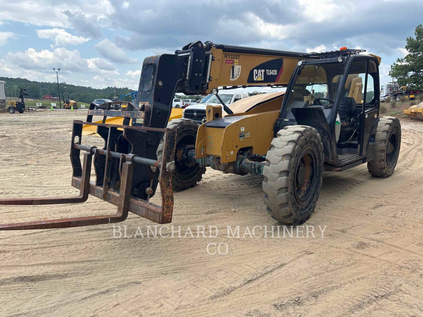 Photo of a  Caterpillar TL642D
