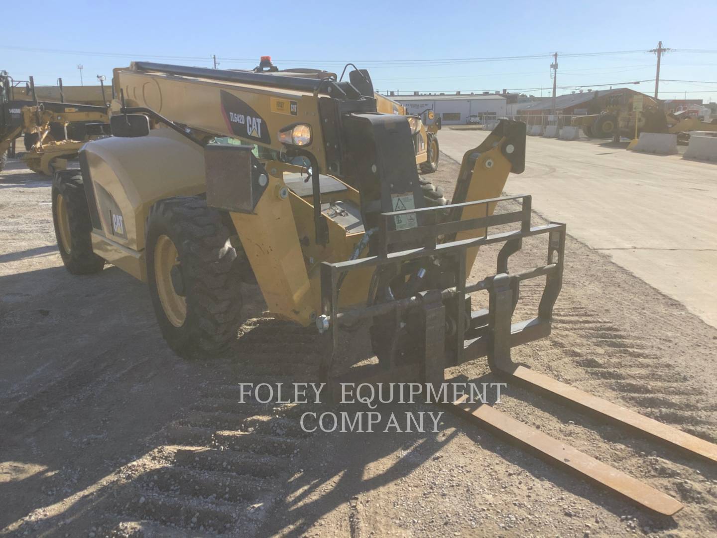 Cat TL642DC