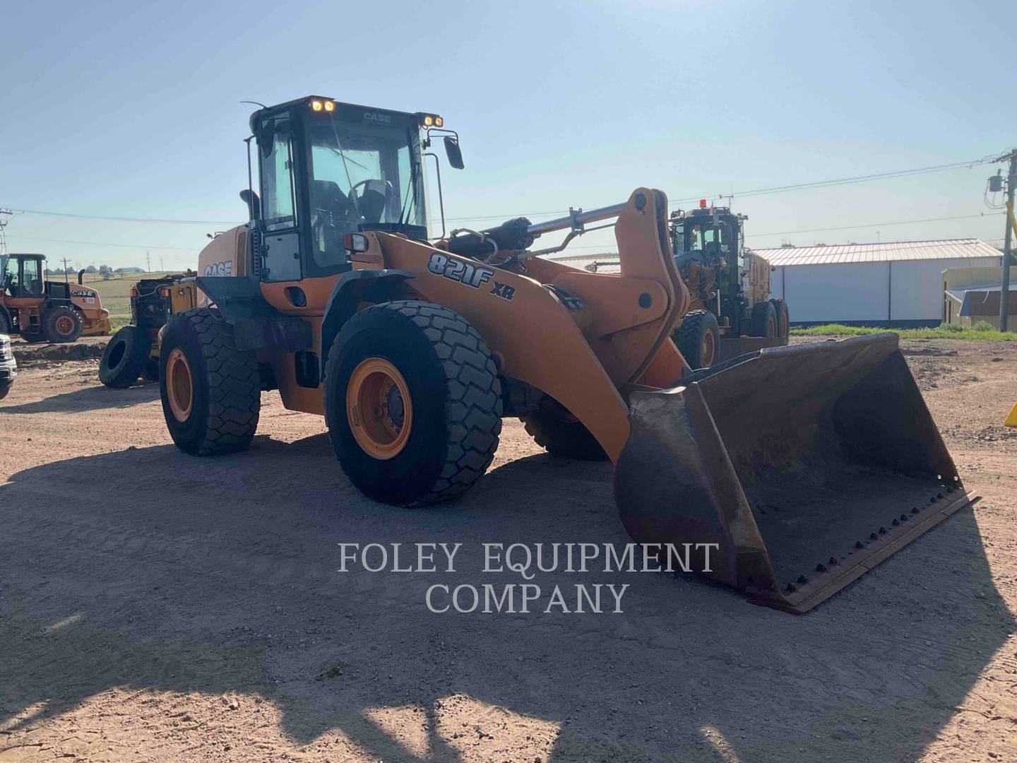 Case 821F