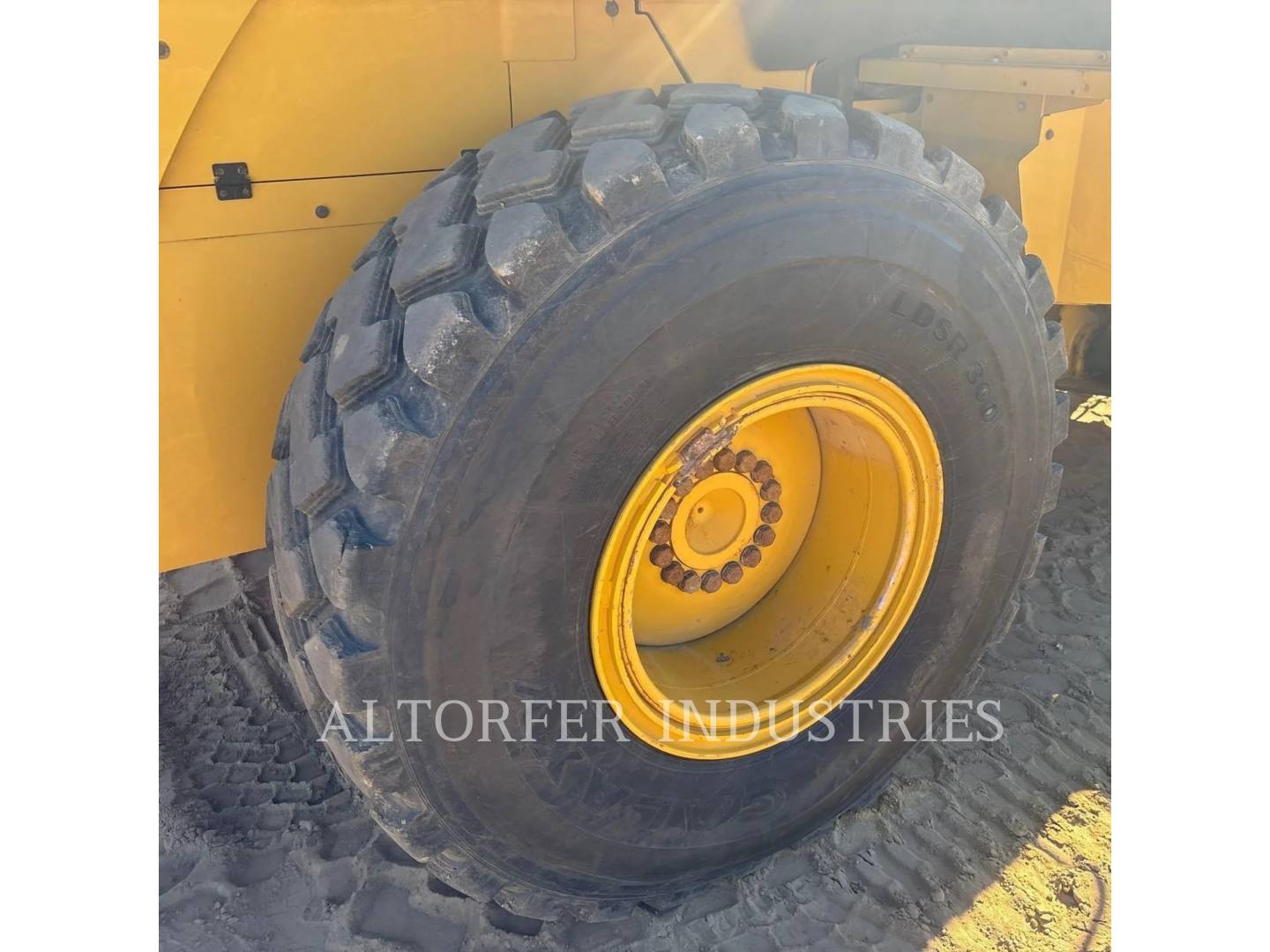2019 CAT 930M &#8211; #10181670