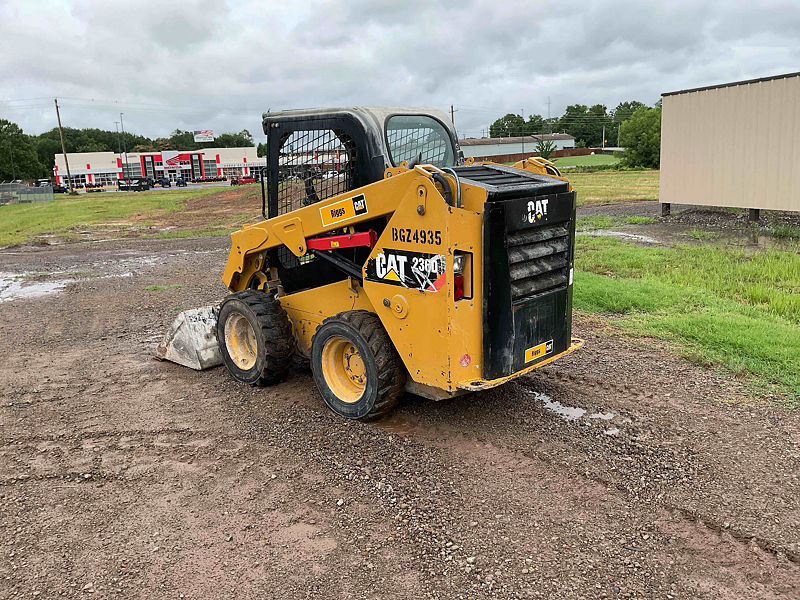 2019 CAT 236D