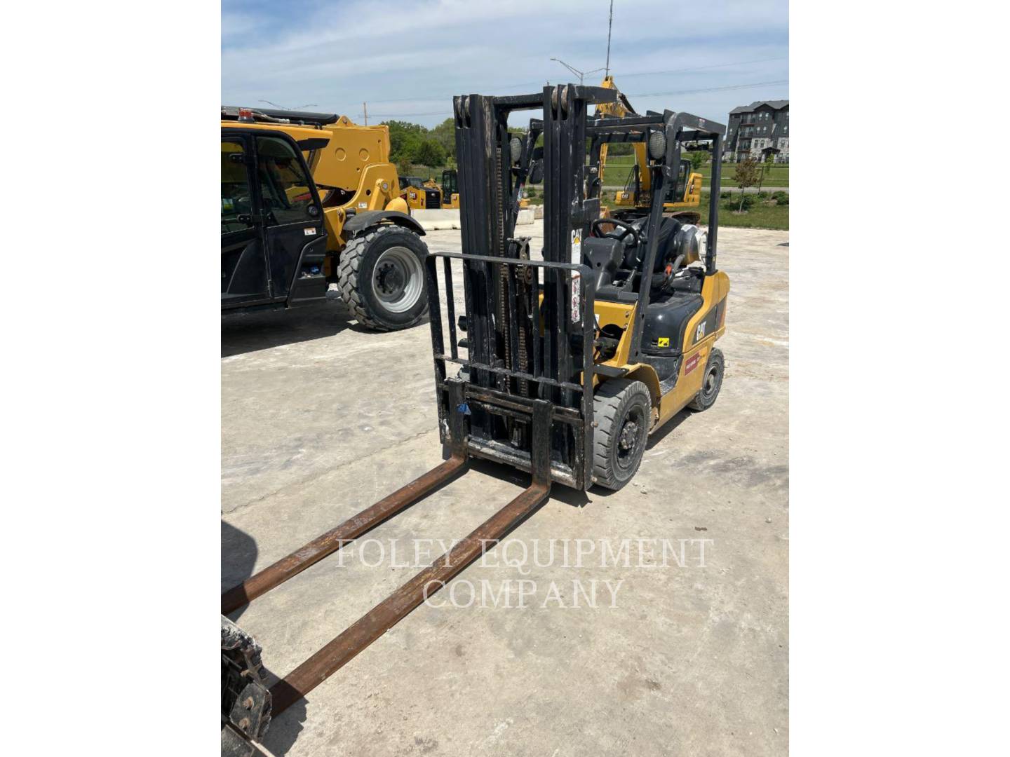 Photo of a  Caterpillar GP25N