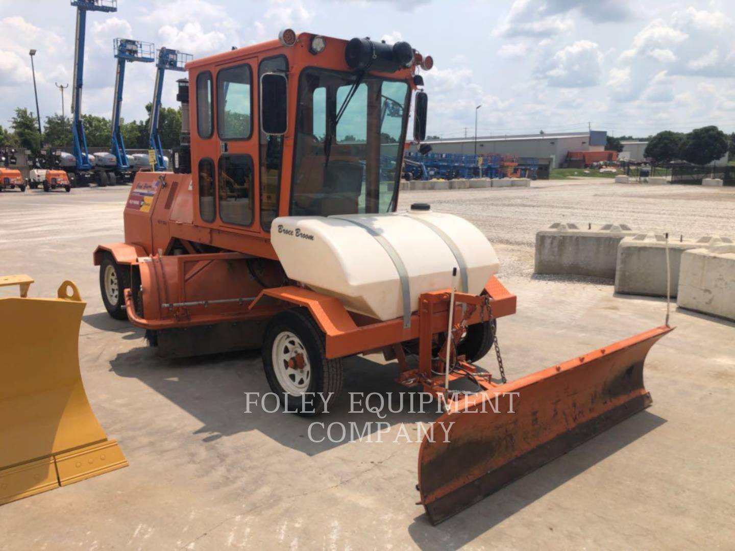 Broce Broom RCT350