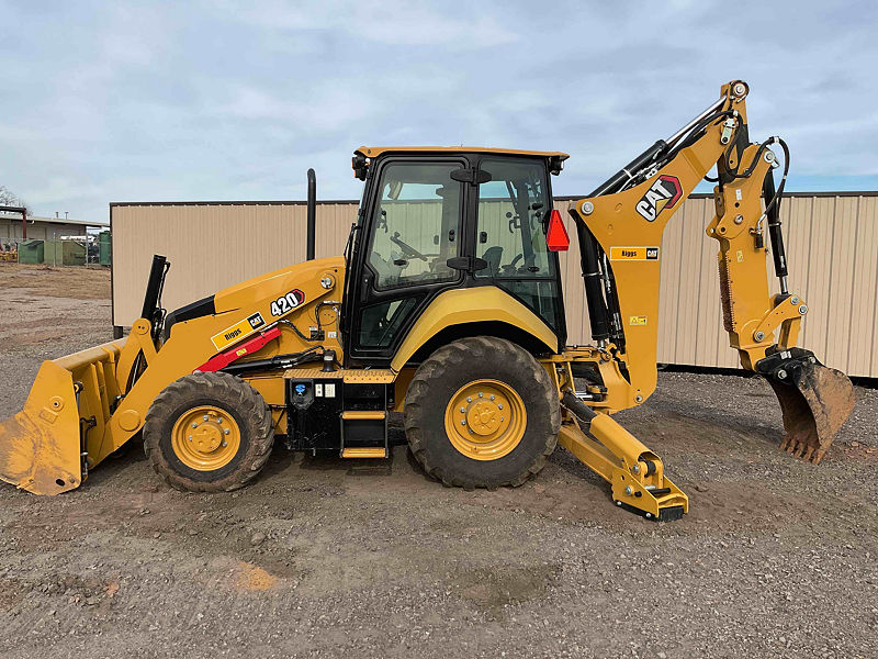 2024 CAT 420 4AEM