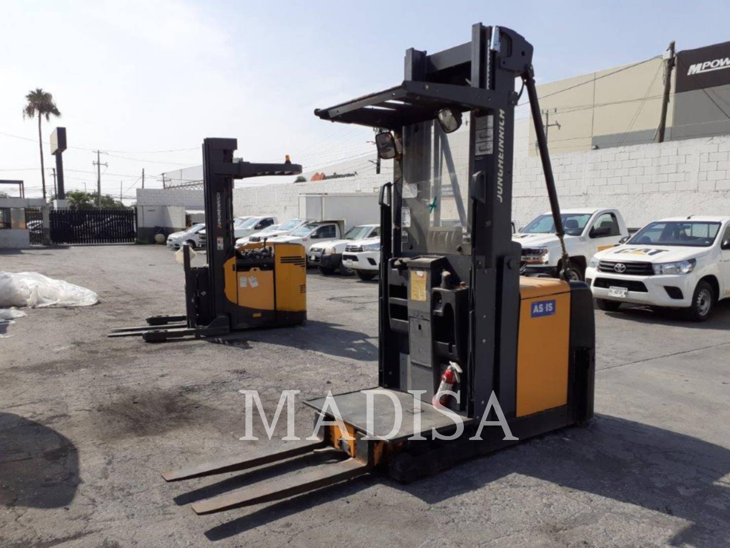 Photo of Cat Lift Trucks EKS308