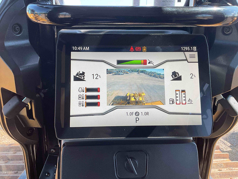 2023 CAT D517VP