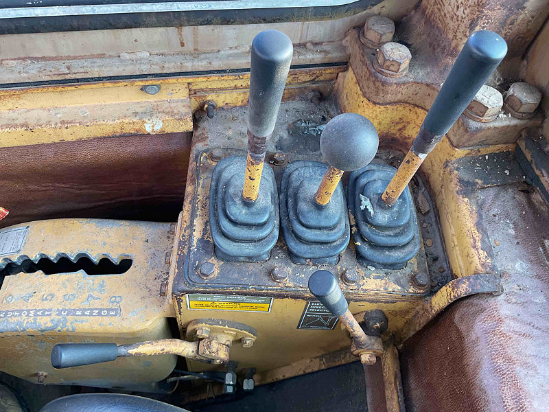 1986 CAT 623B