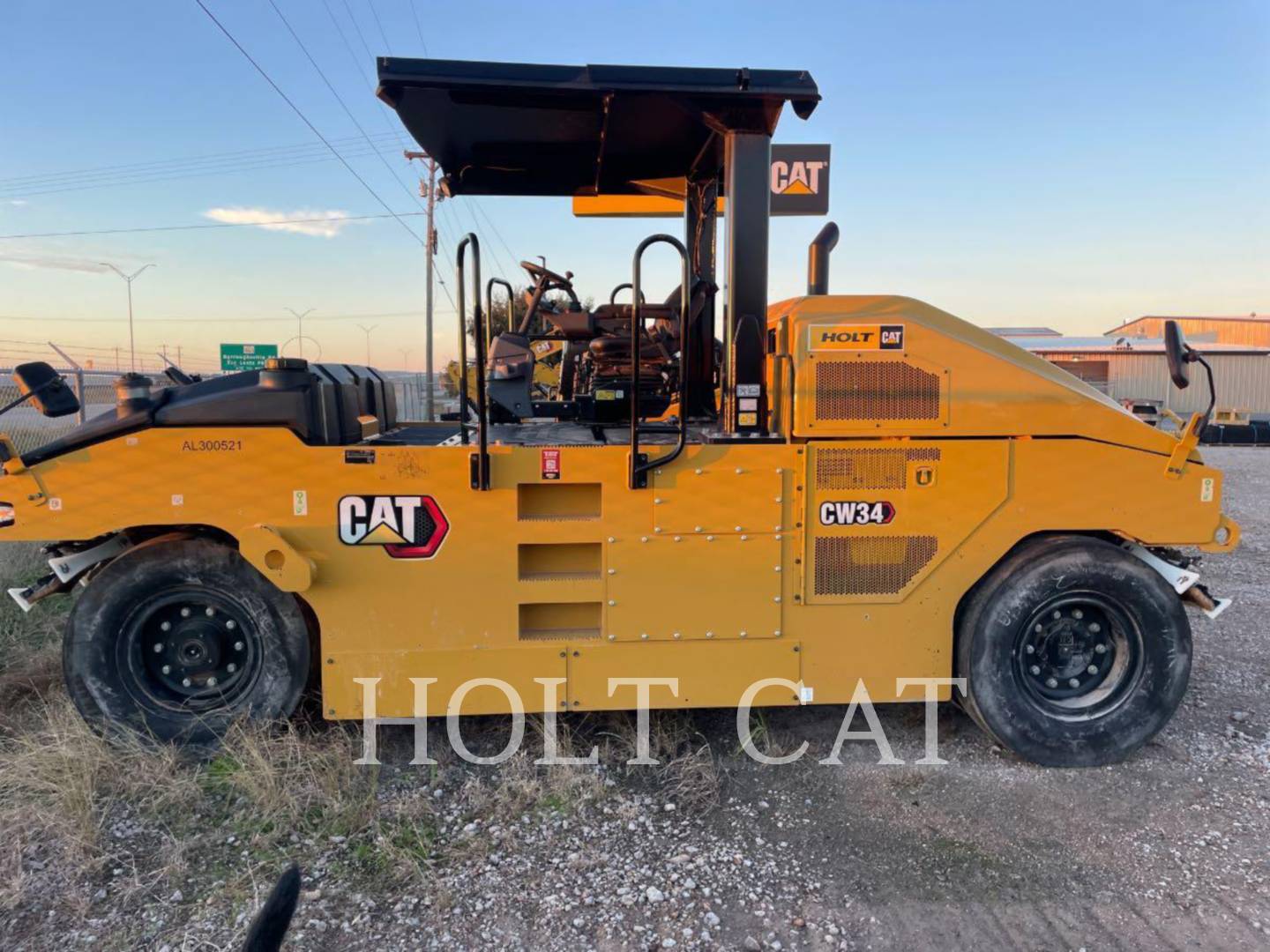 Photo of a  Caterpillar CW34