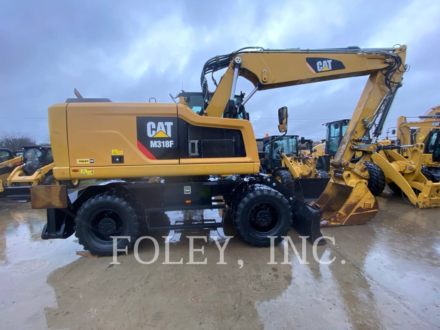 Photo of a  Caterpillar M318F