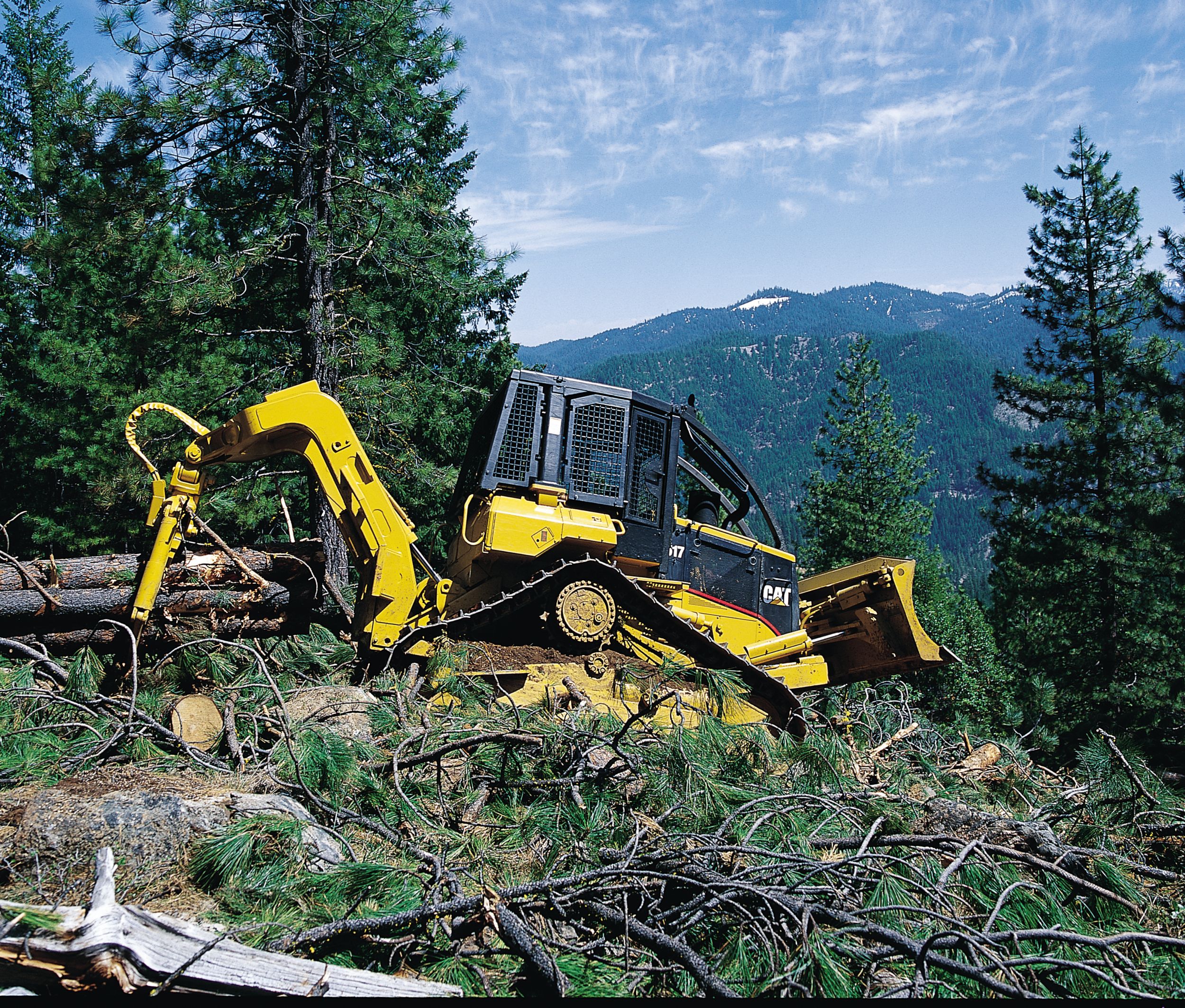 Cat | 517 Track Skidder | Caterpillar