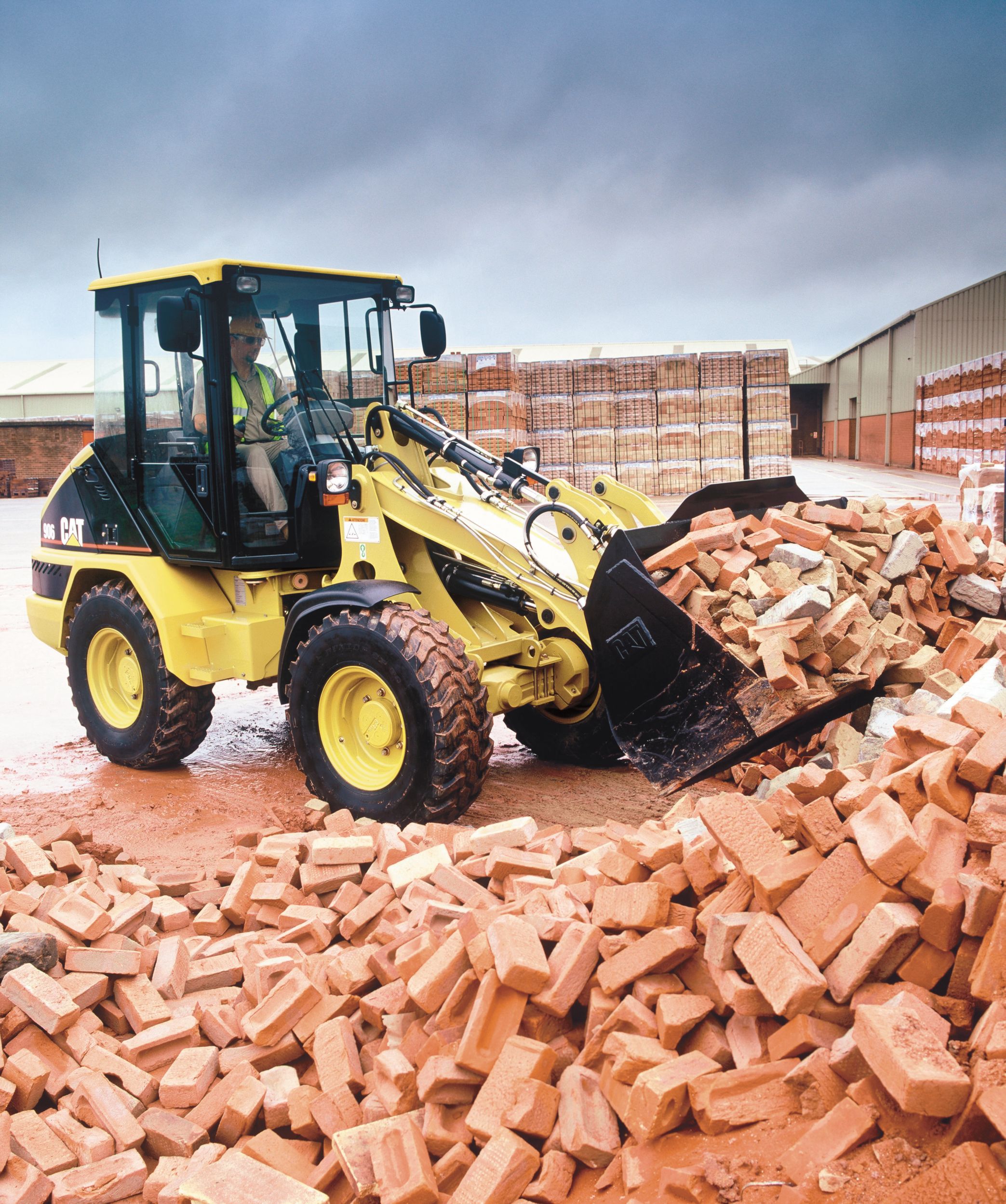 Cat | 908 Compact Wheel Loader | Caterpillar