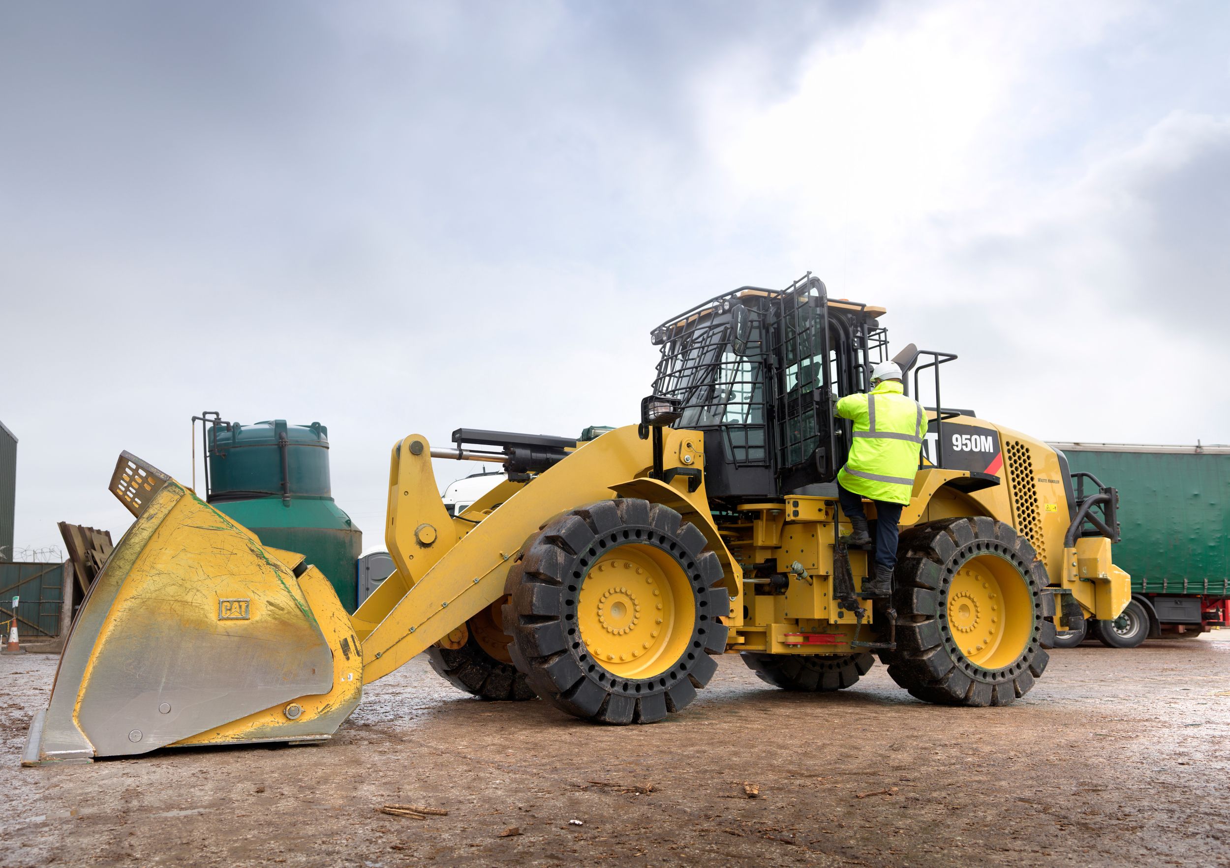 Cat 962M Medium Wheel Loaders | Caterpillar