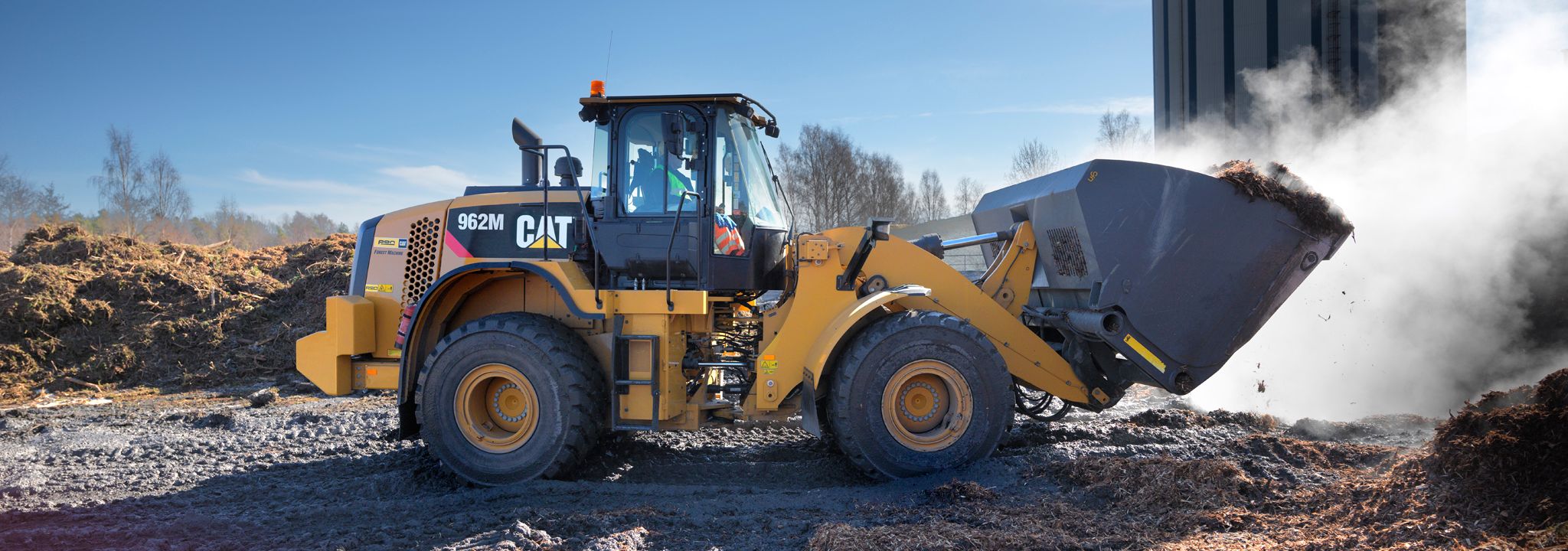 CAT® 950M AND 962M WHEEL LOADERS