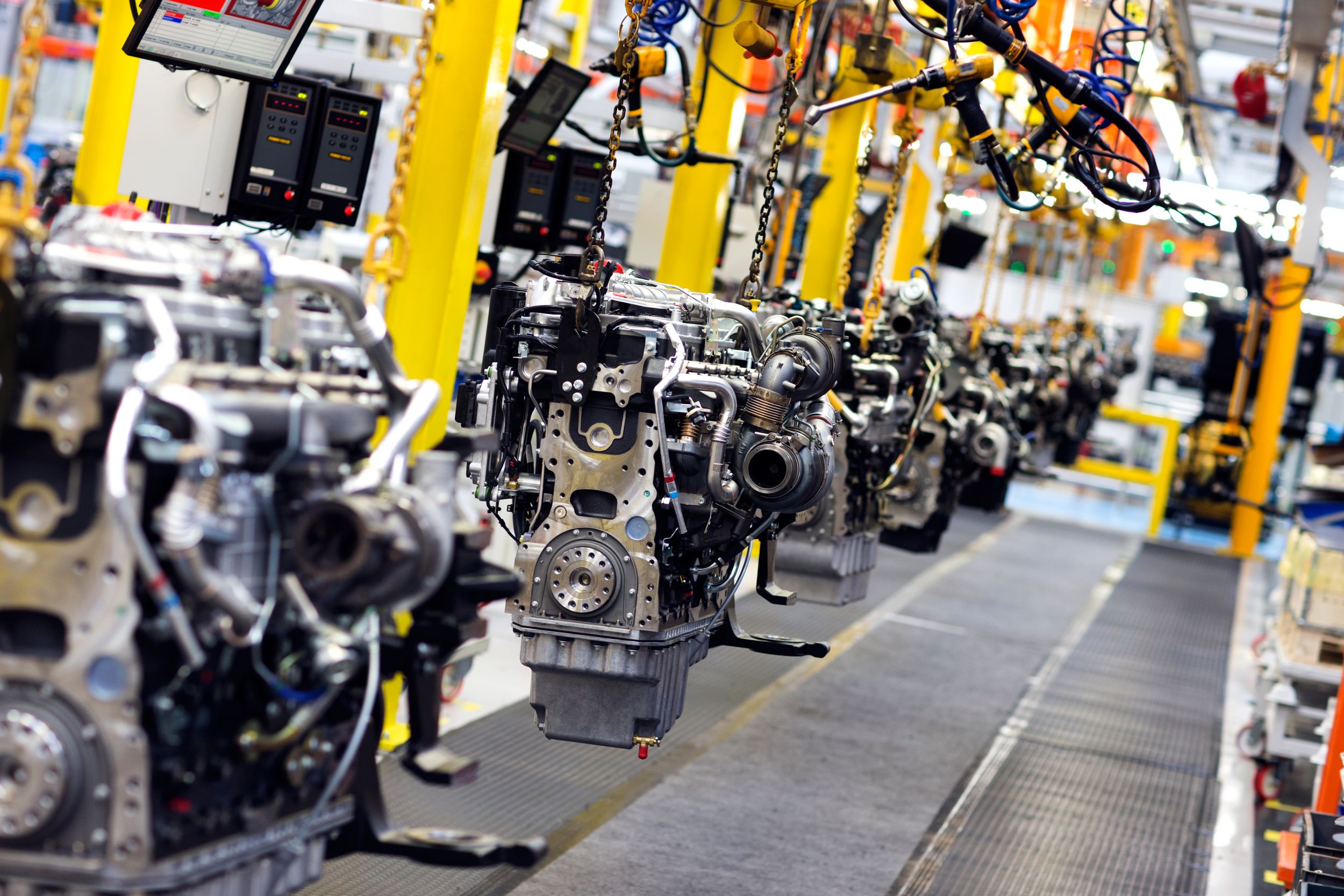 我们的机器是先进的现代化机器，可确保最高的安全标准