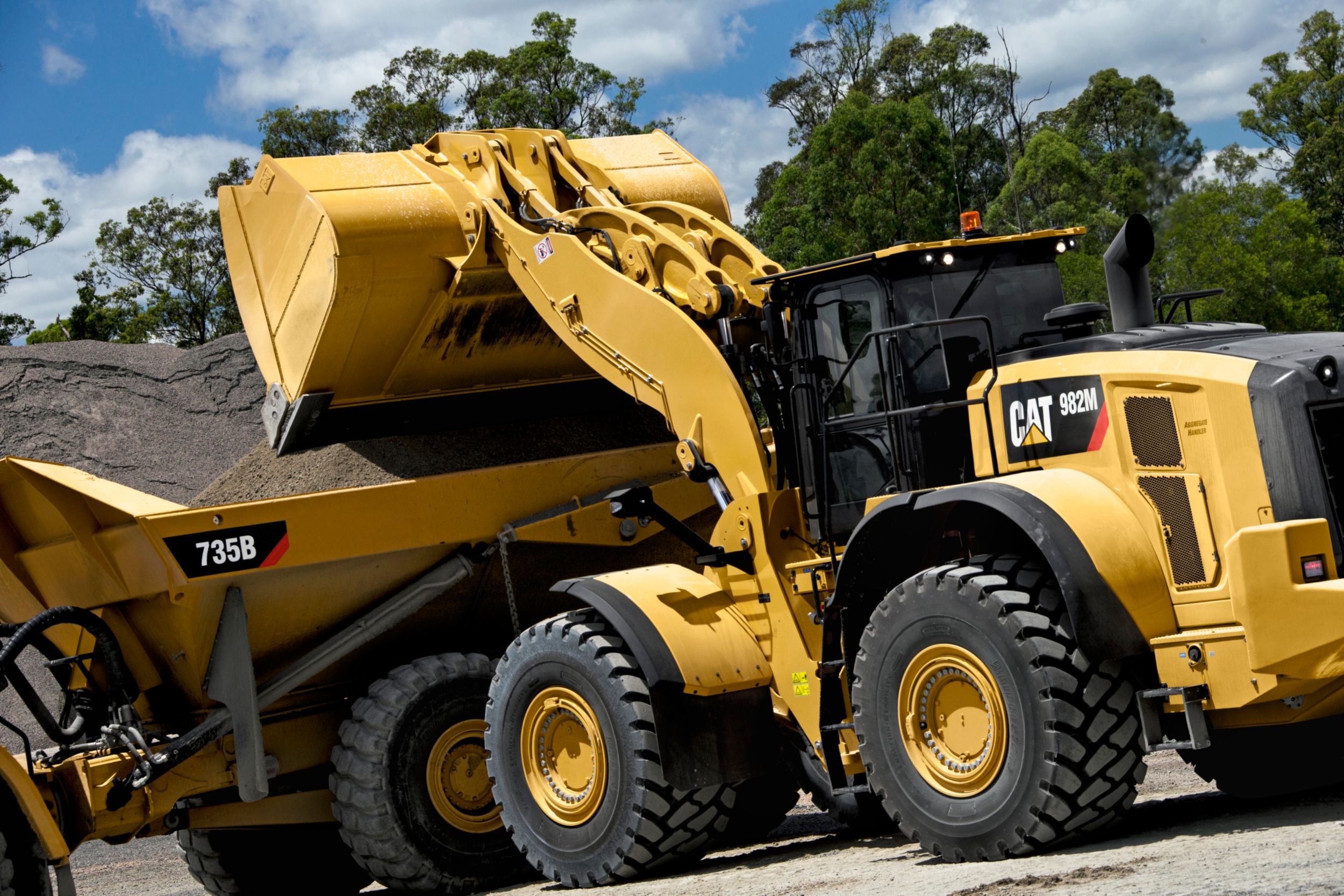 982M Wheel Loader | Front Loader | Tier 4