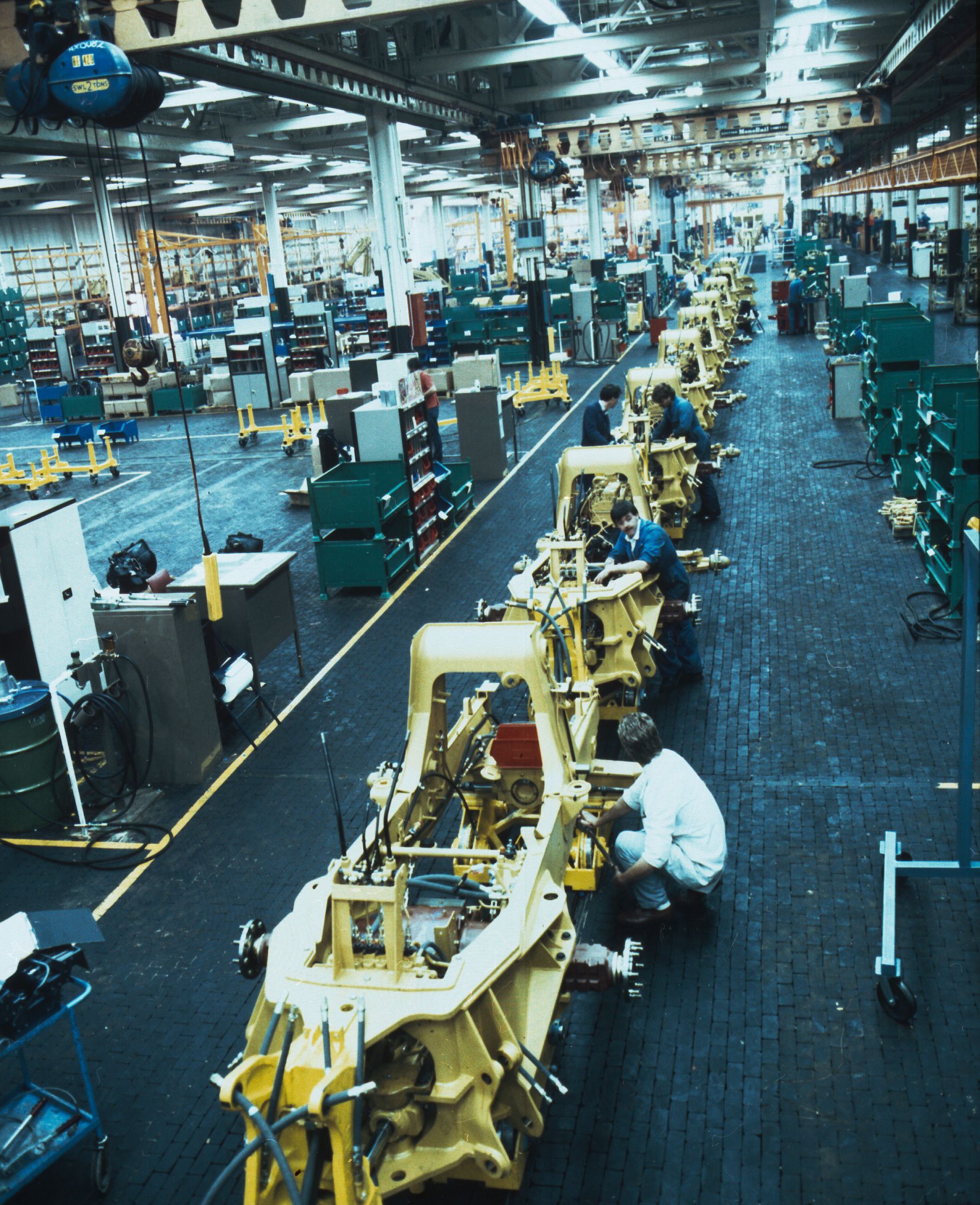 Cat® 416 Backhoe Loaders coming off the assembly line in 1985.    
