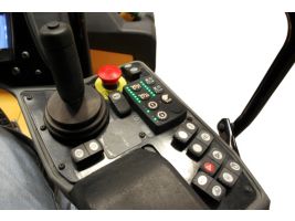 CW16 Pneumatic Roller