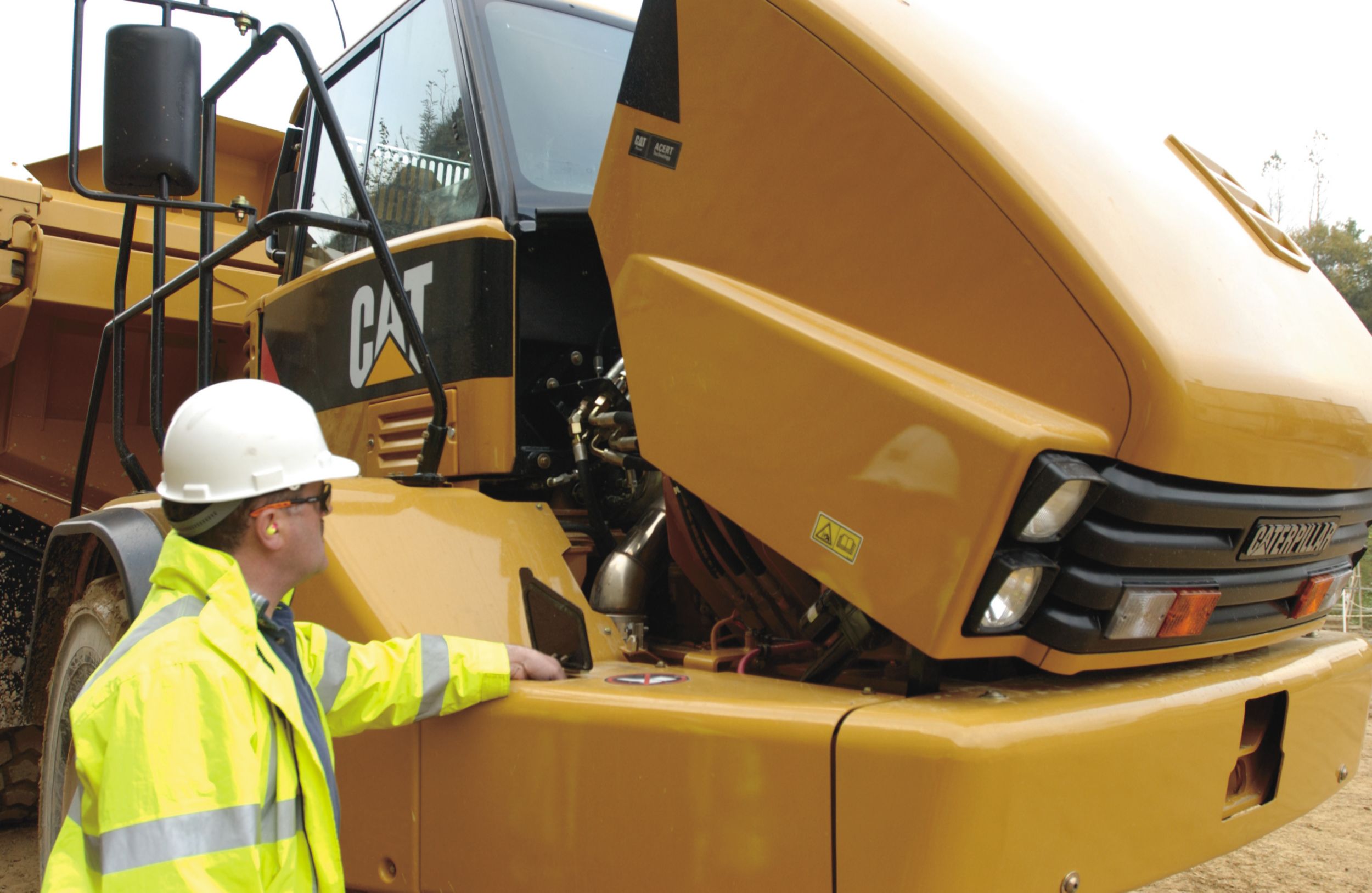 Cat 725 | Caterpillar
