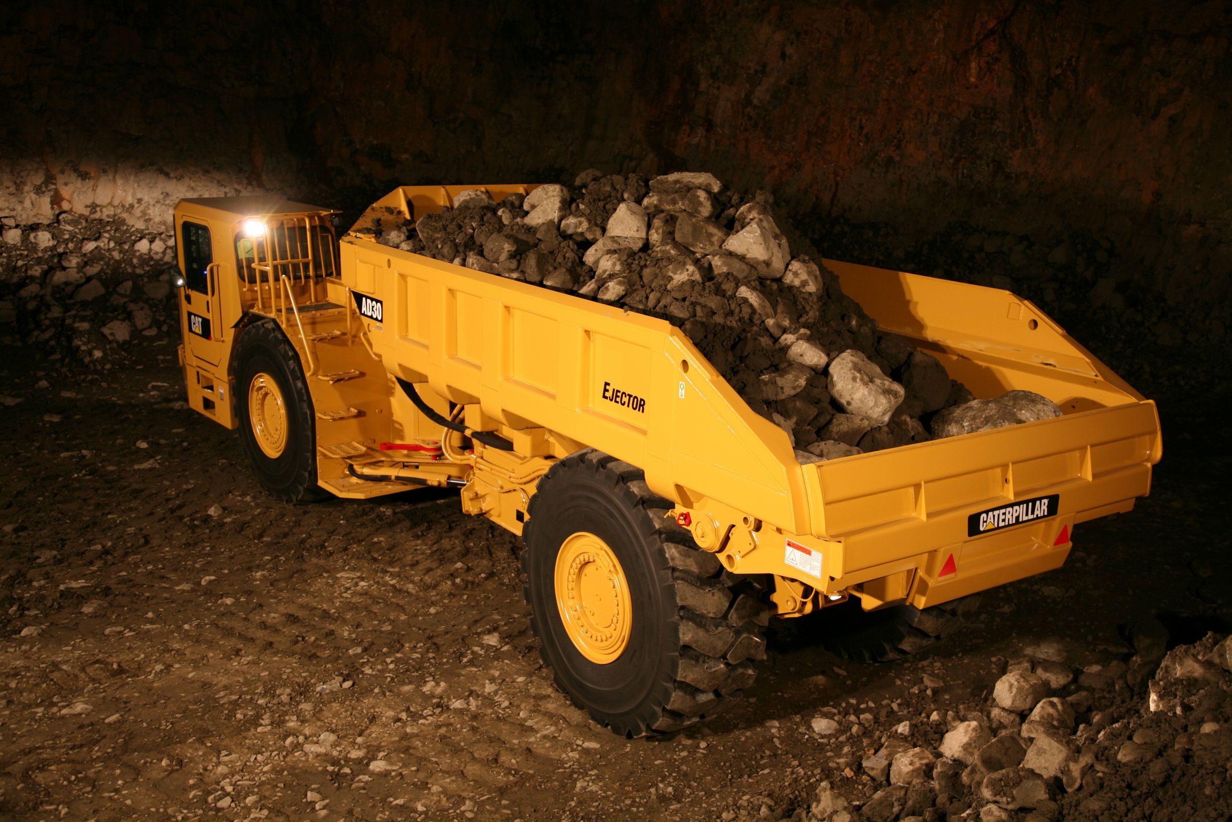 AD30 Underground Mining Truck