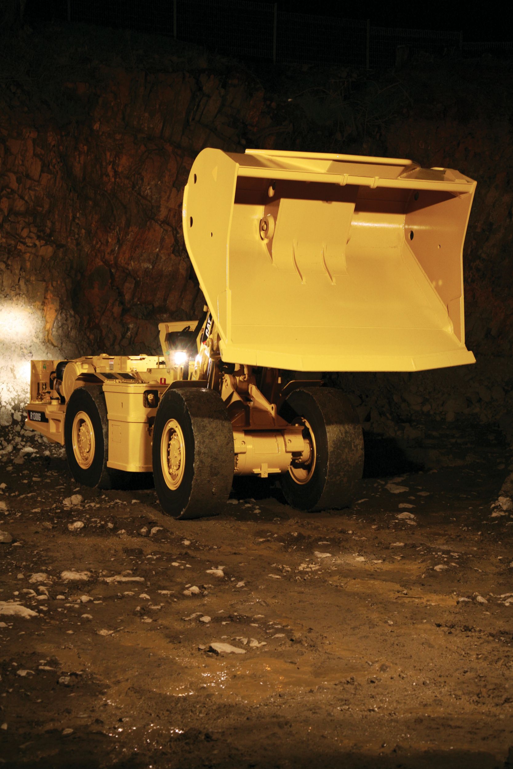 Cat | R1300G Underground Mining Loader | Caterpillar