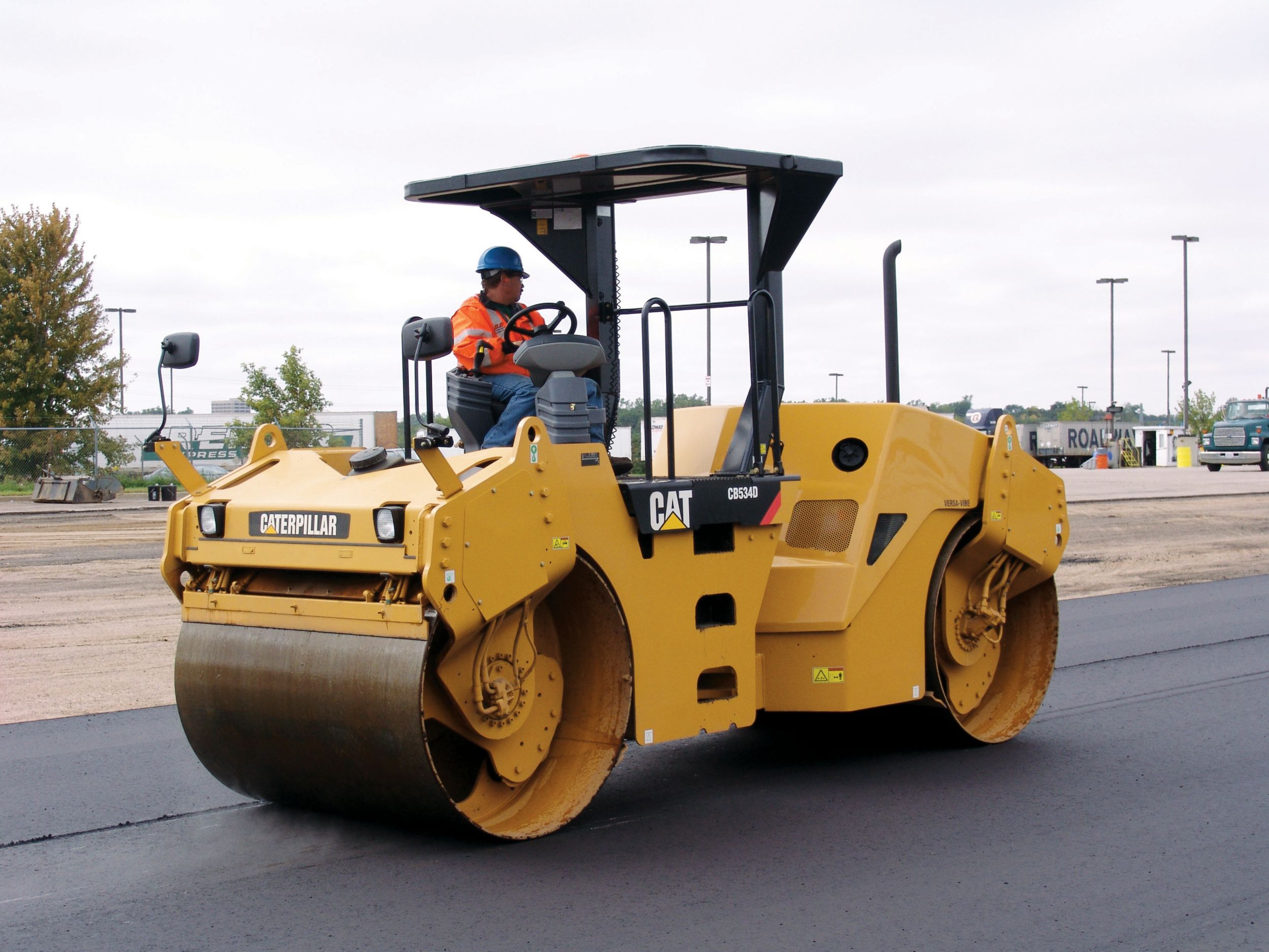 Cat CB534D Tandem Vibratory Rollers | Caterpillar