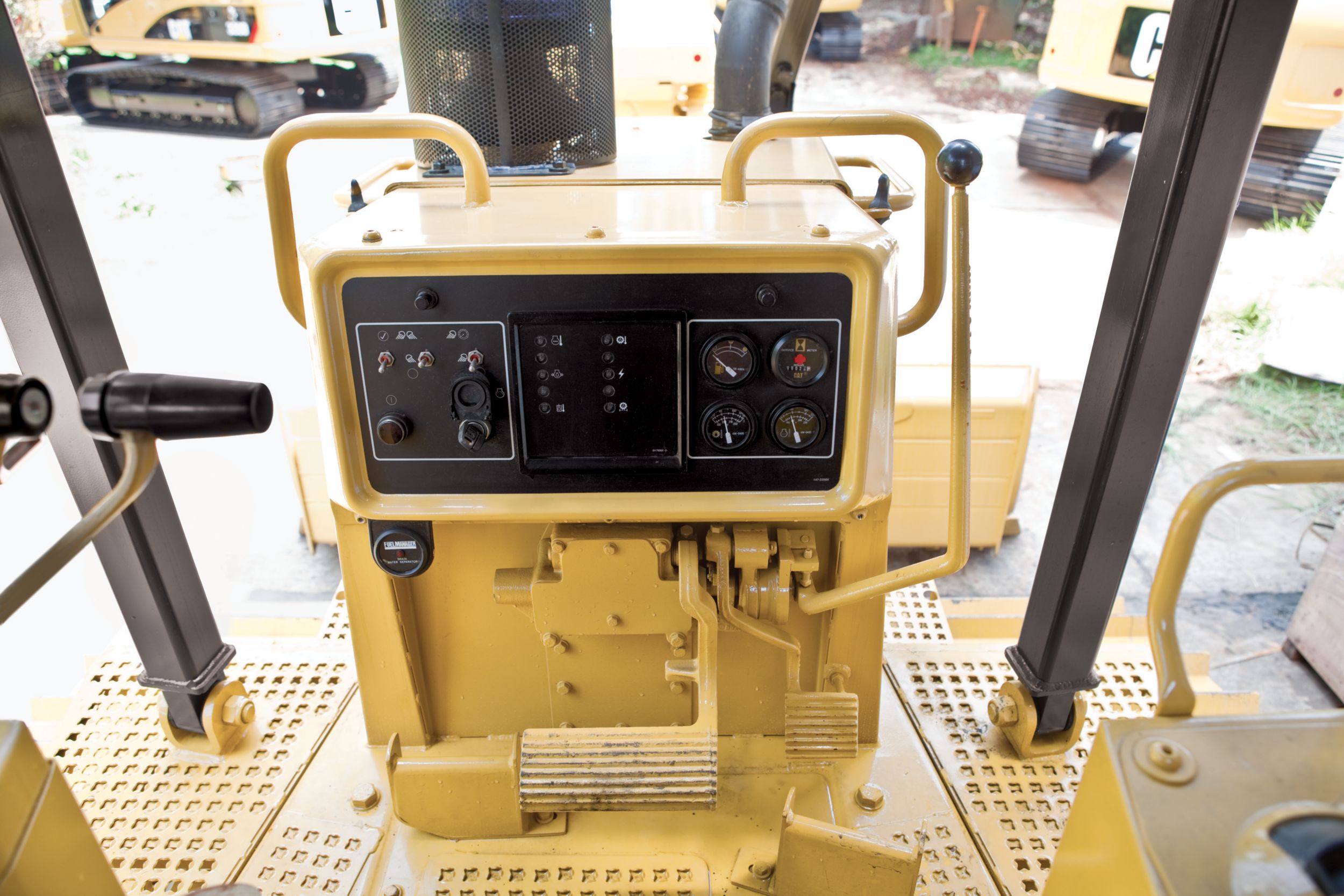 Cat 527 Track Skidders | Caterpillar
