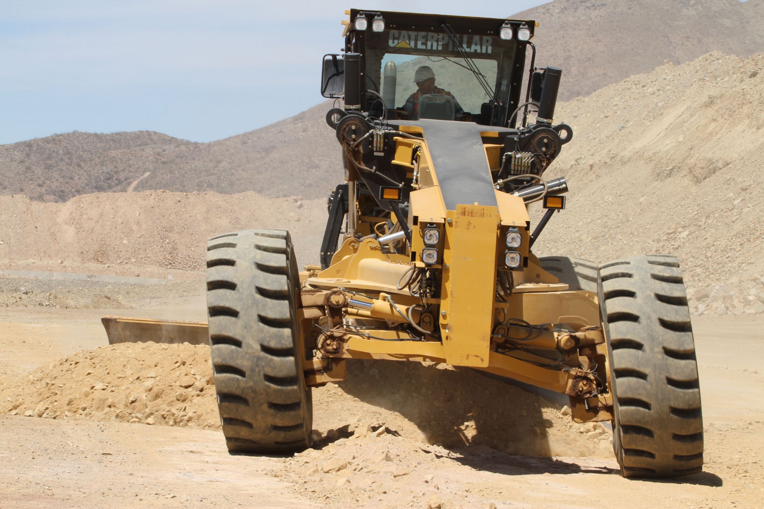 24M Motor  Grader  Finning CAT 