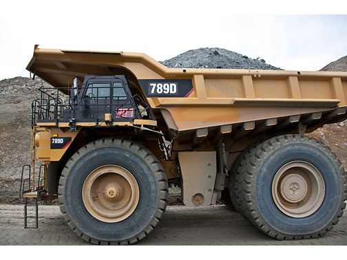 789D - Mining Trucks