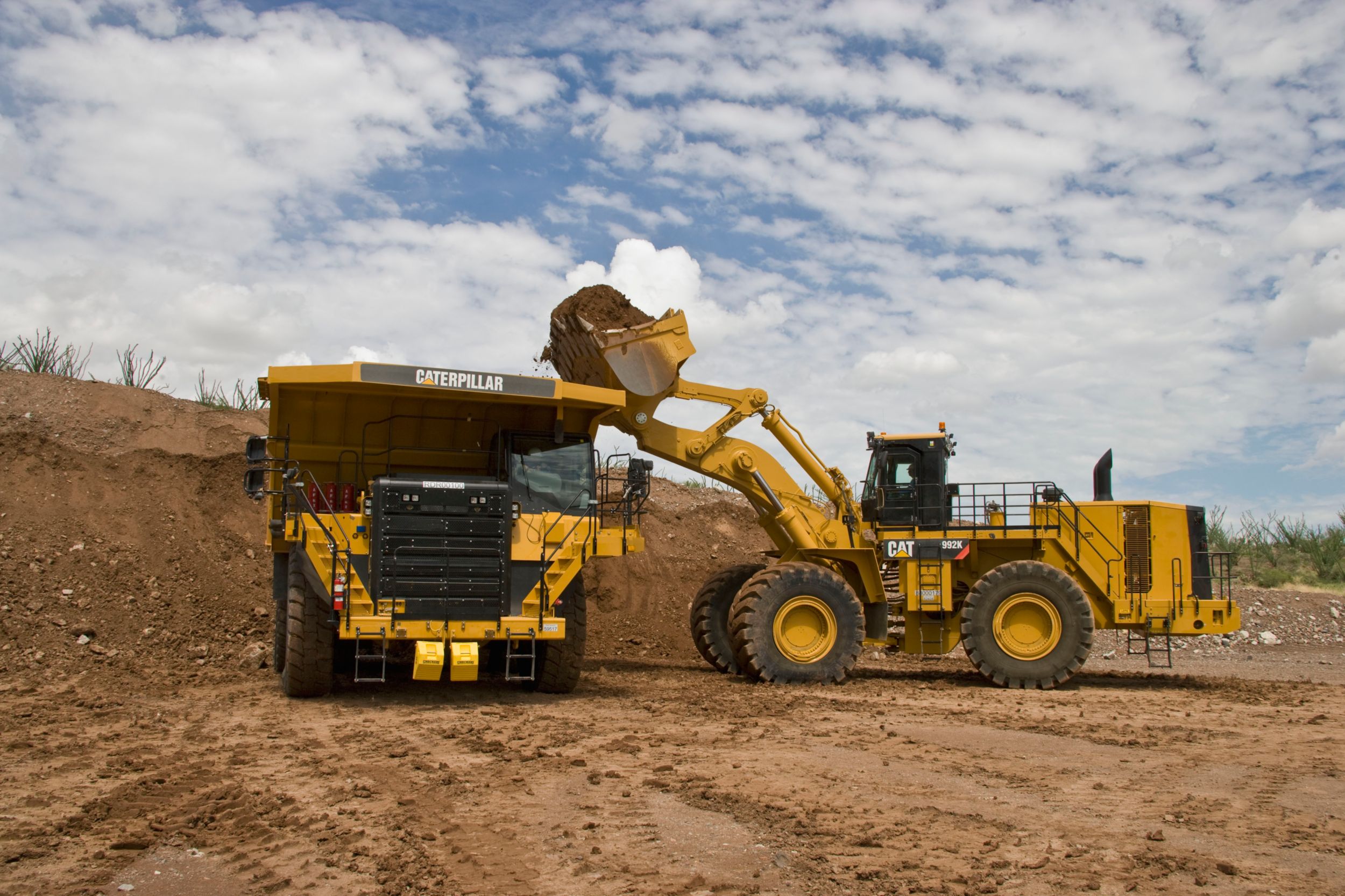 The Cat 992k Large Wheel Loader The Best Just Got Better 2143