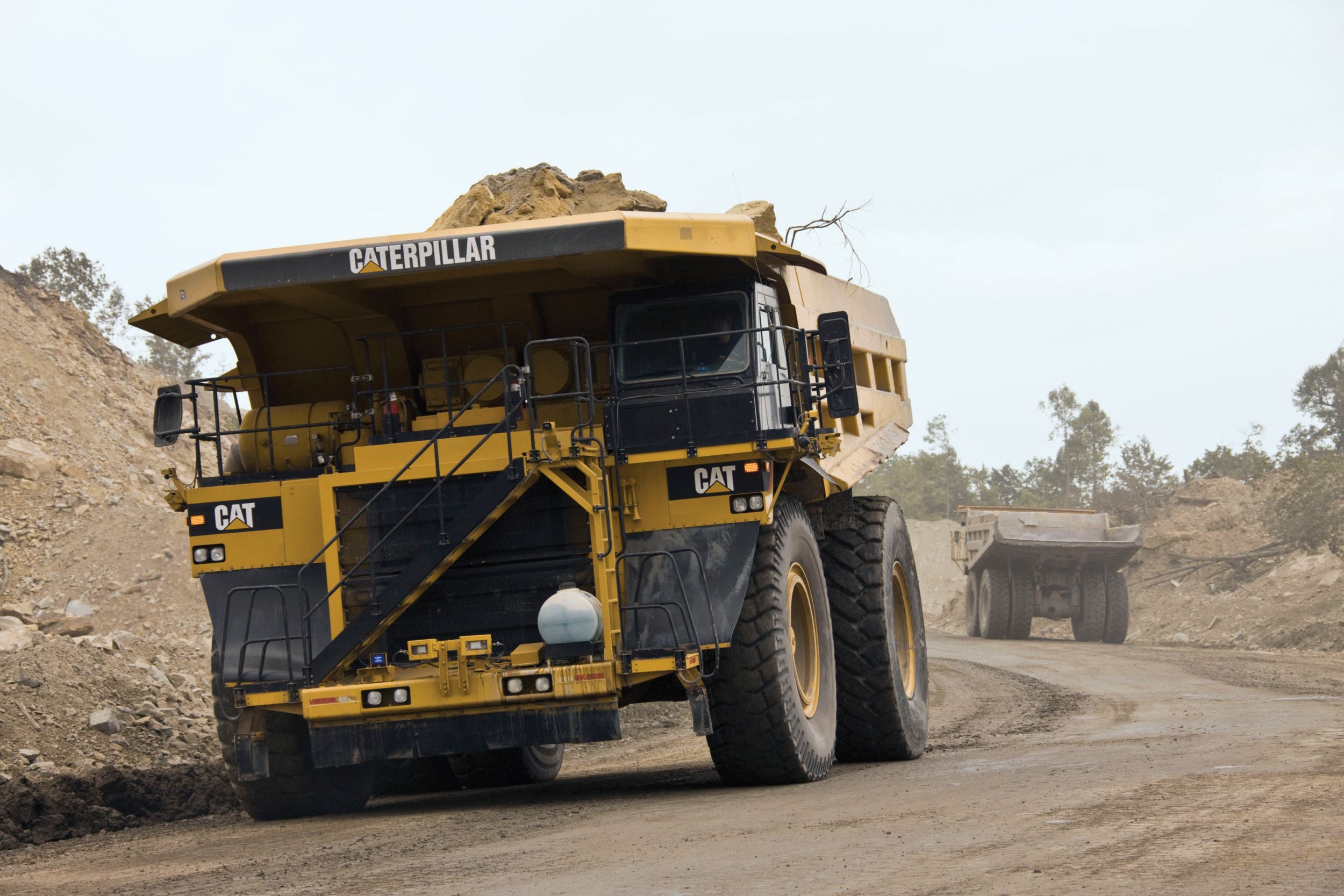 product-785D Mining Trucks