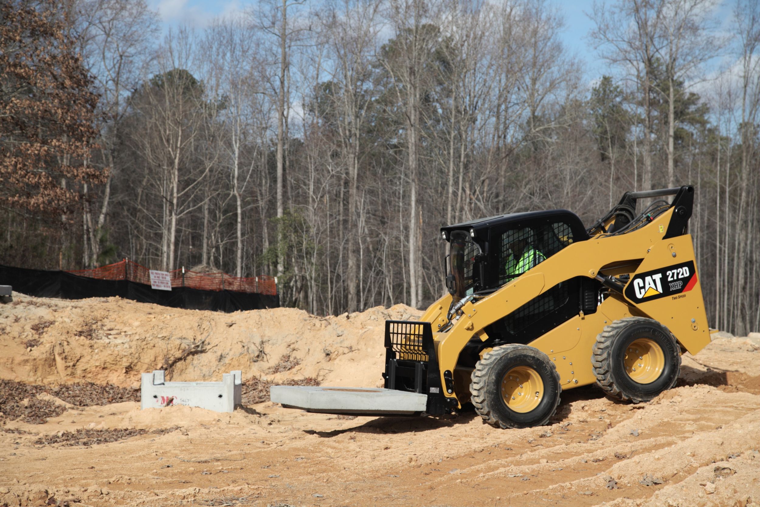 Cat 272D XHP Skid Steer Loaders | Caterpillar