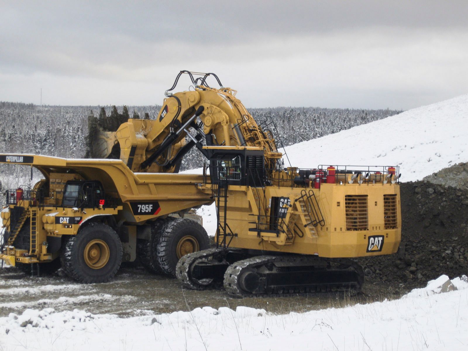 6030AC hydraulic-mining-shovels