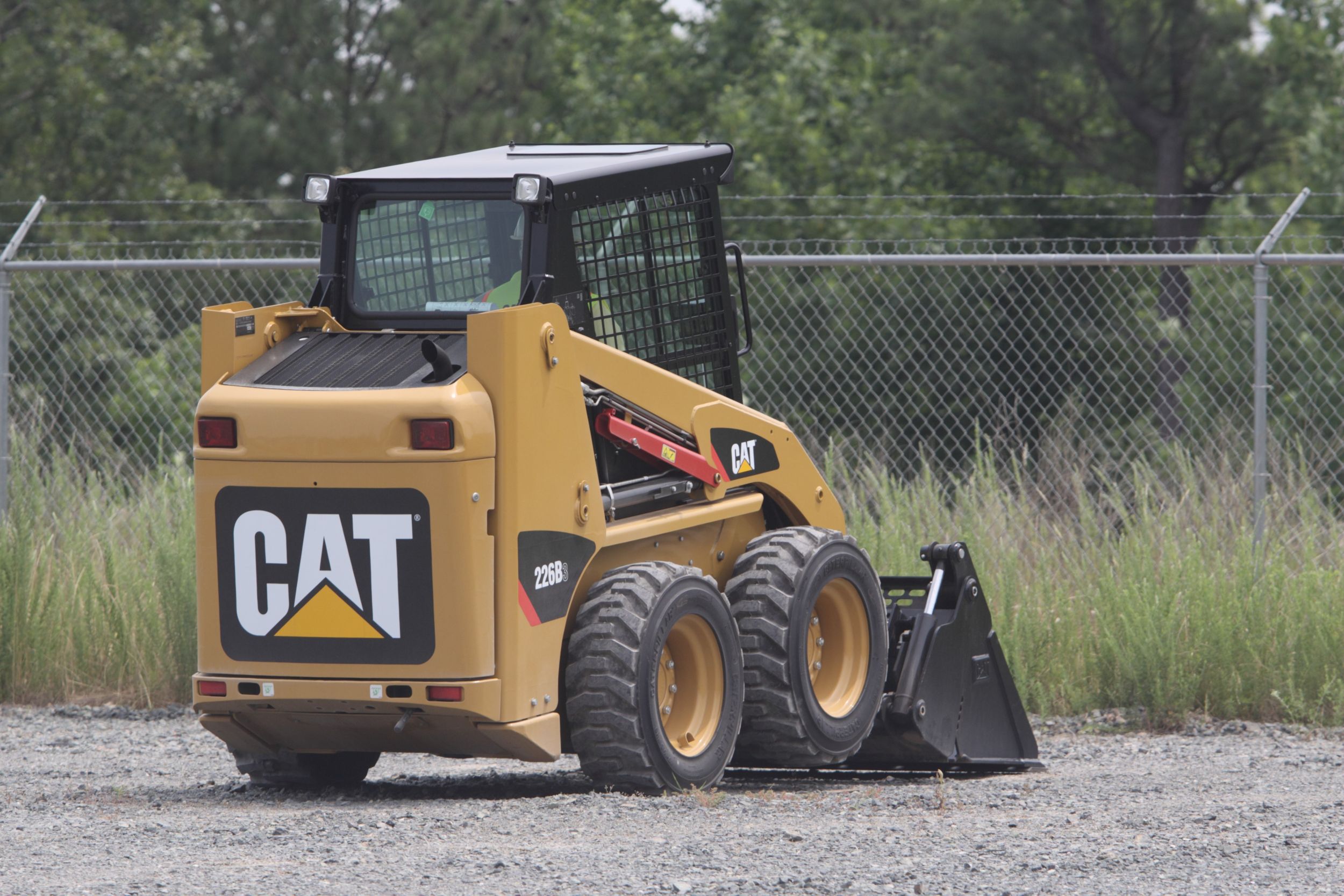 Steer loader. Мини погрузчик Cat 226b. Caterpillar 226. Мини погрузчик Катерпиллер. Погрузчик Cat 226.