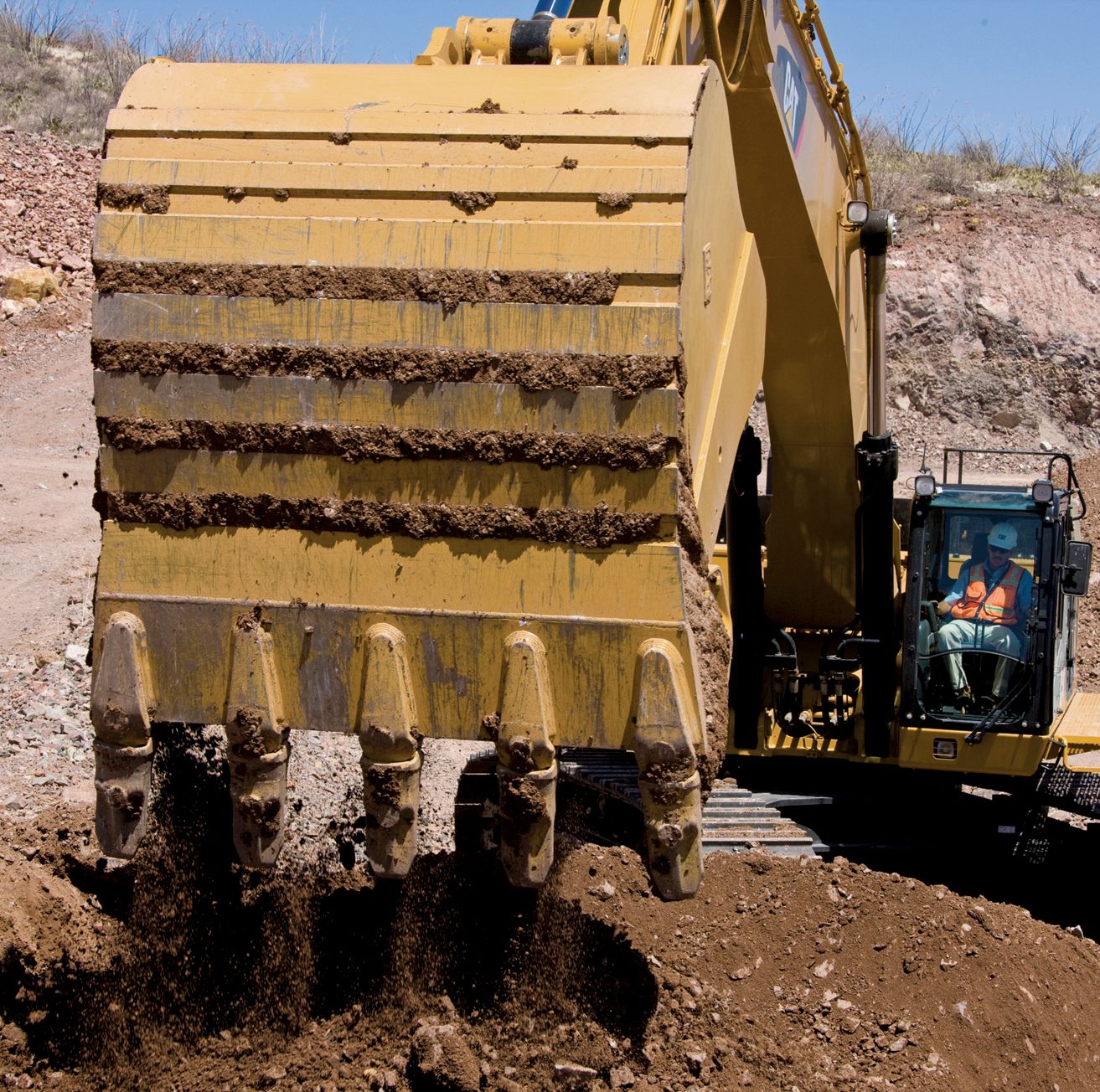 Cat 374D L Large Excavators | Caterpillar