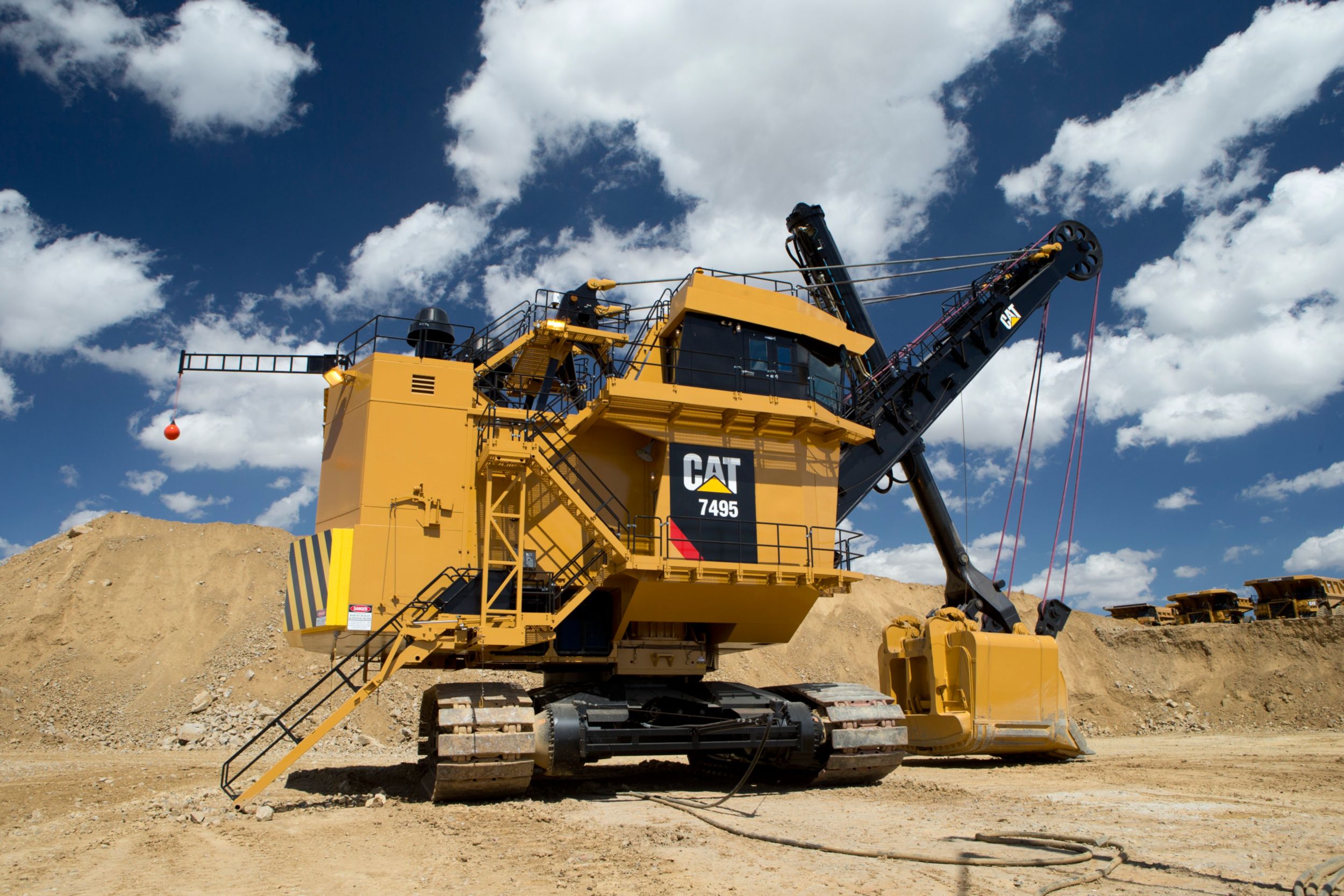 Cat | 7495 Electric Rope Shovel | Caterpillar