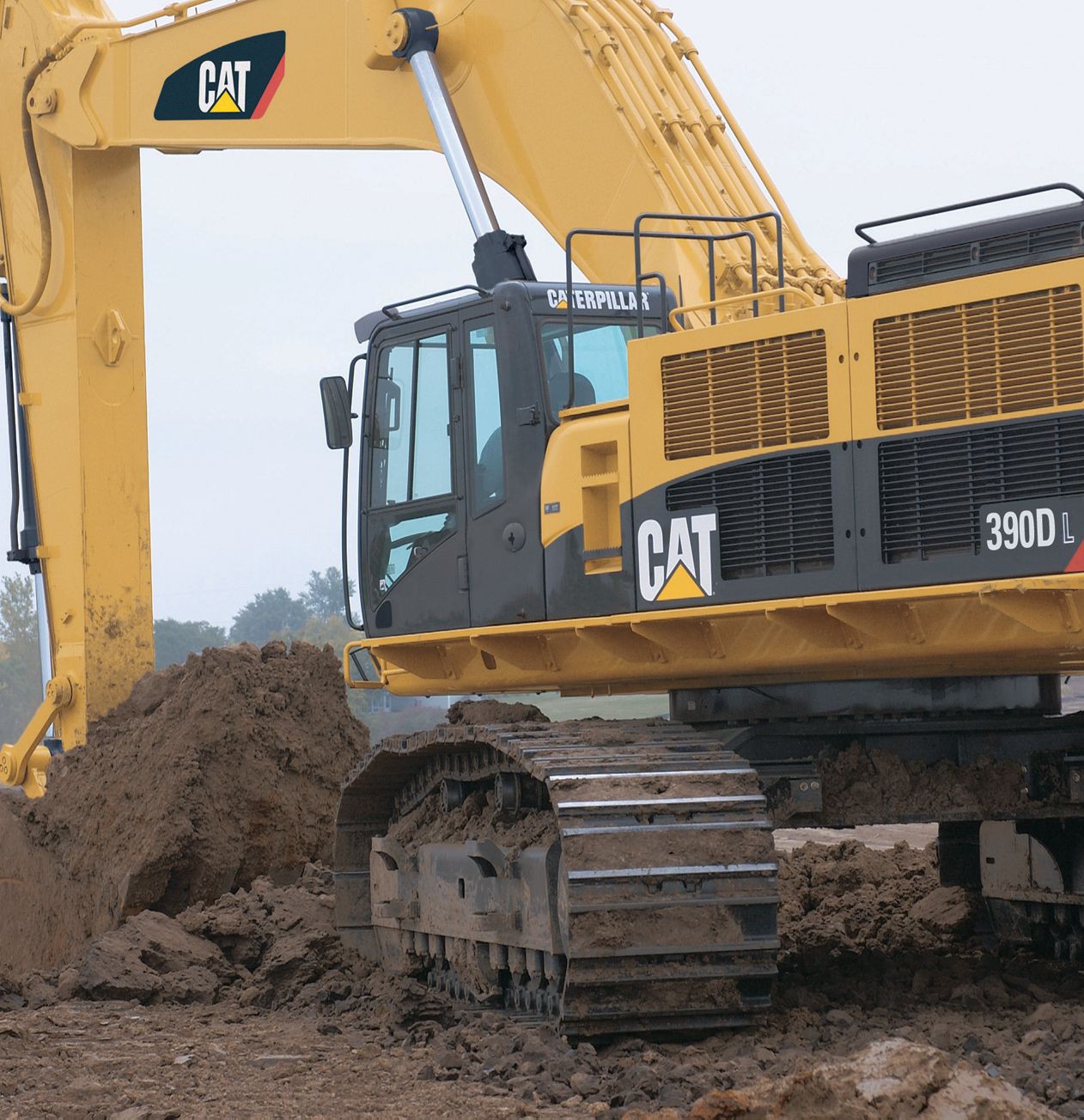 Cat 390 Excavator