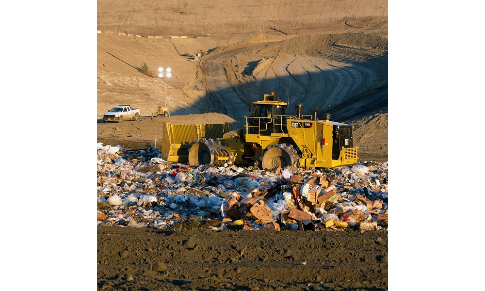 836 Landfill Compactor, Cat