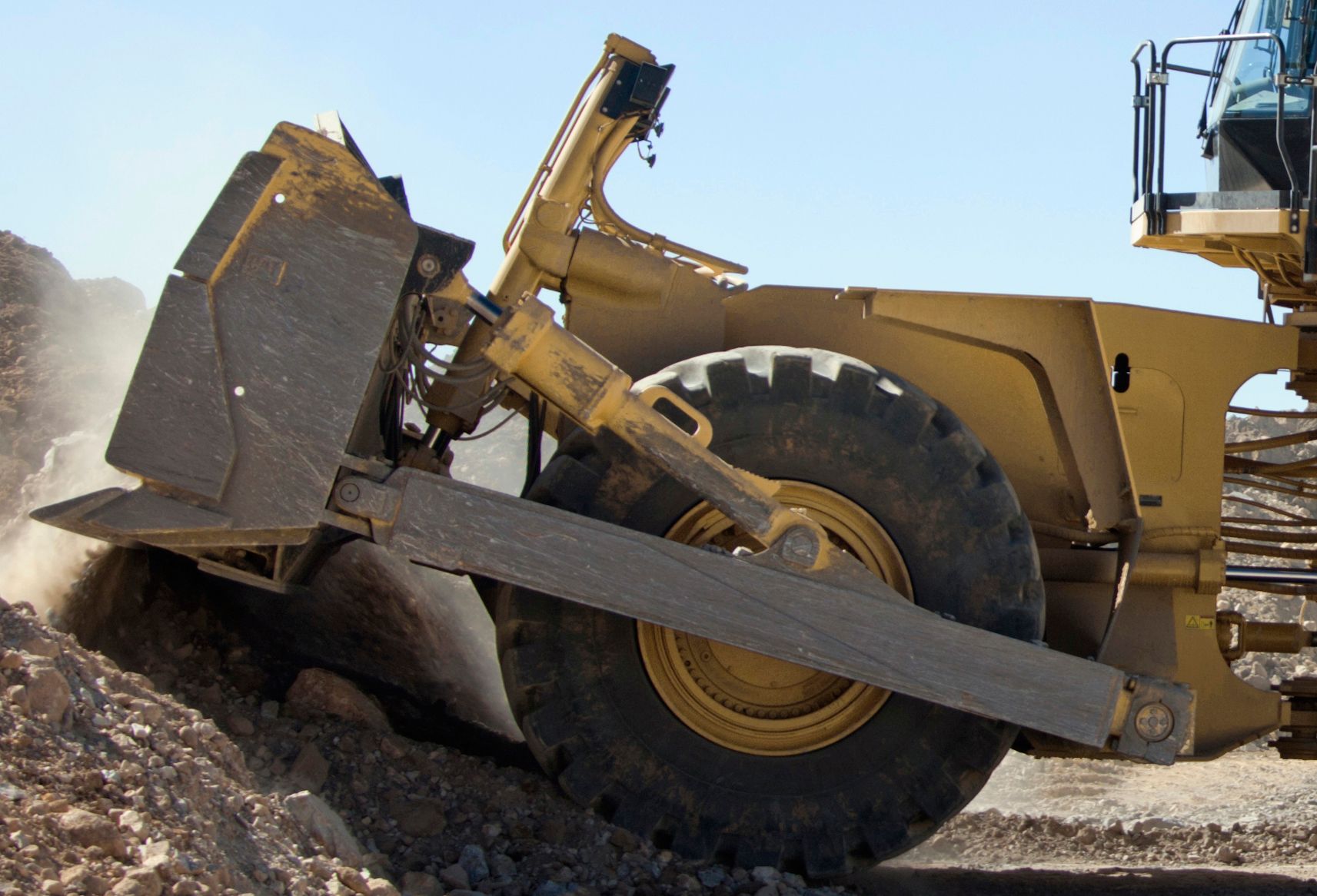 854K Push Beam and Push Arm Dozer Arrangement