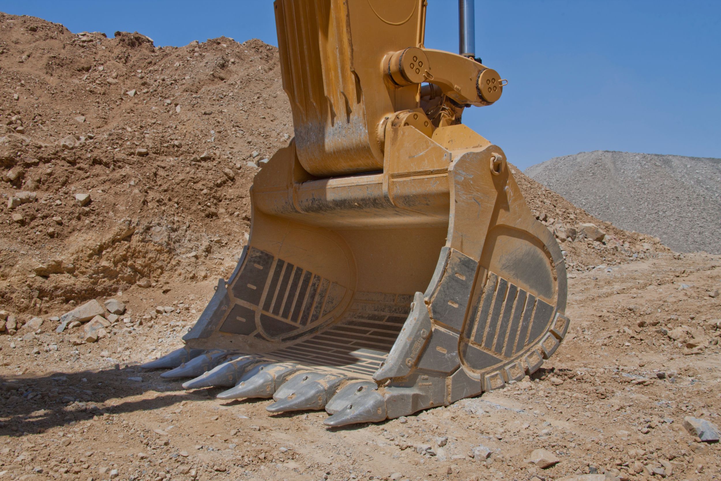 12m³ (15.7yd³) Heavy Rock bucket for the 6020B Hyd Mining Shovel