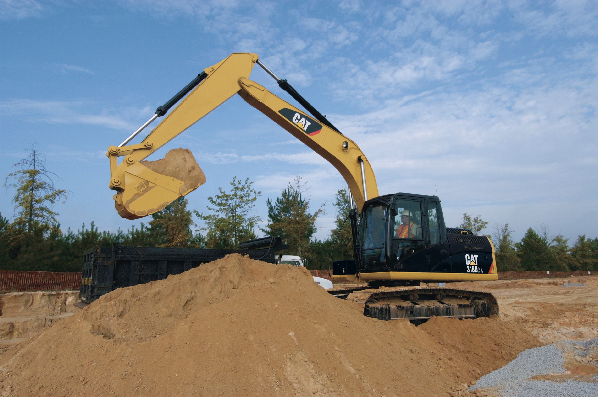 product-318D2 L Small Hydraulic Excavator