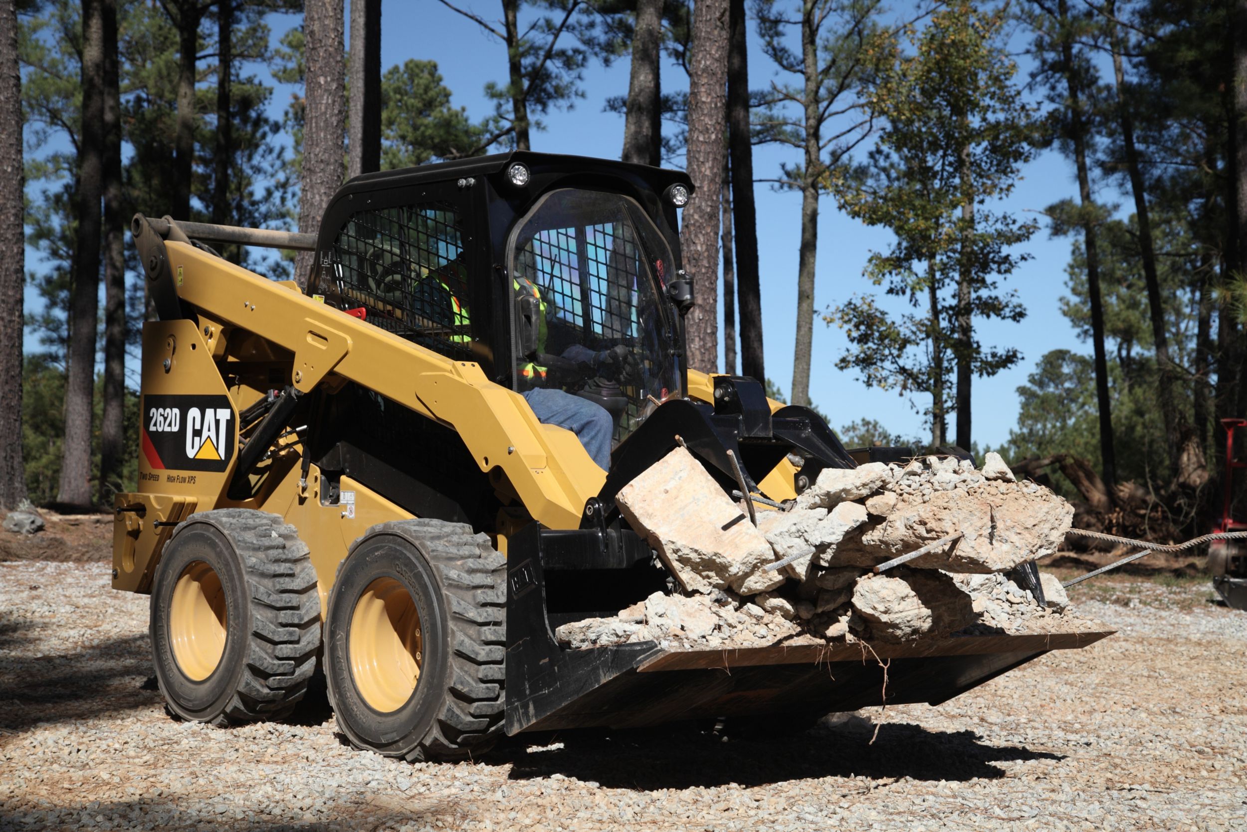 Cat 262D Skid Steer Loader with Grapple Attachment