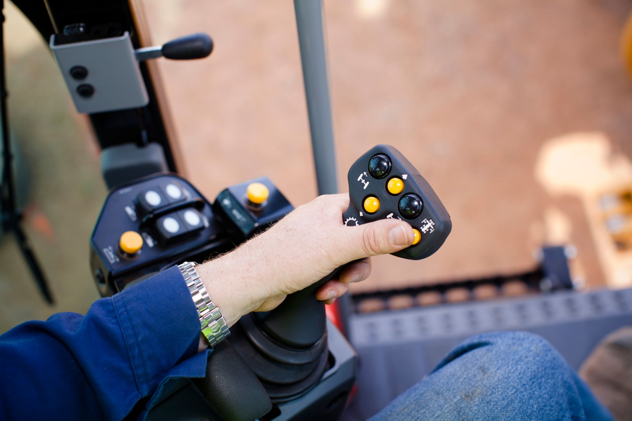 150 (140M) Motor Grader