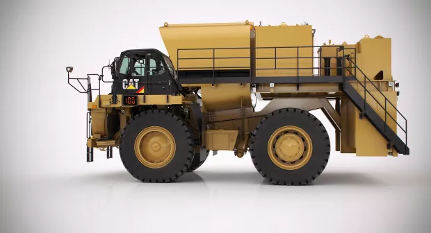 Camion-citerne de carburant et de lubrifiant