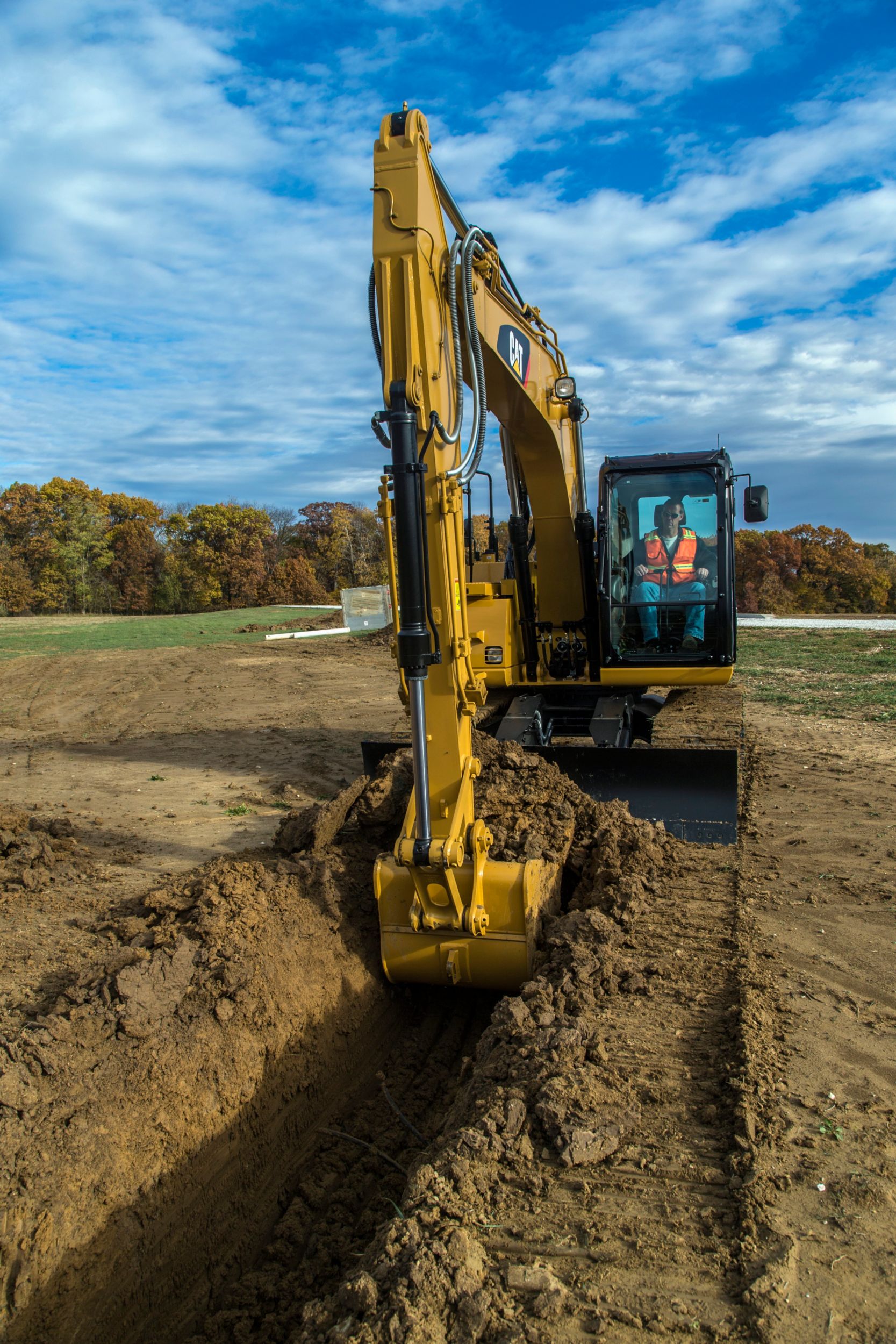 311F L RR Hydraulic Excavator