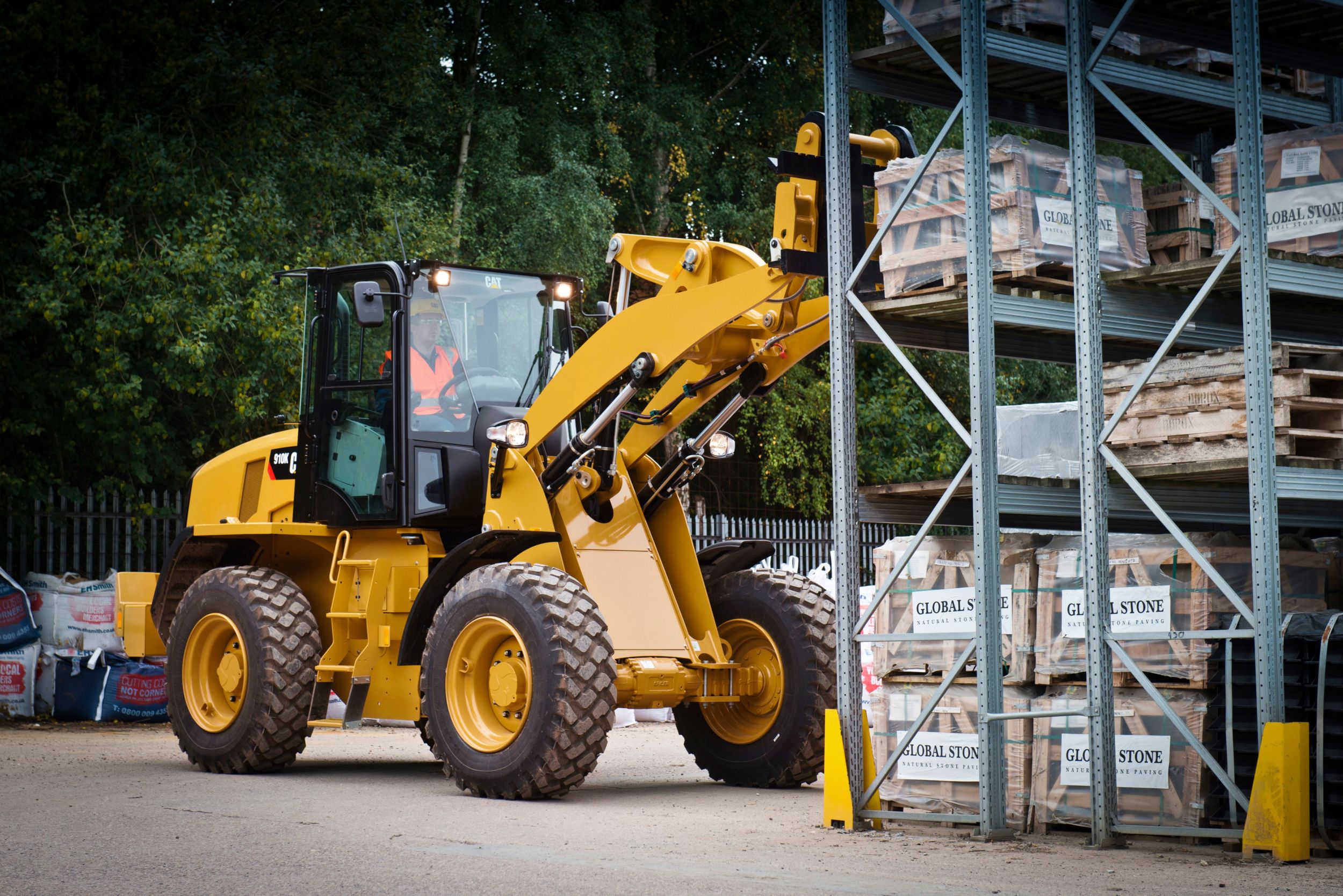 Cat 910K Compact Wheel Loaders | Caterpillar